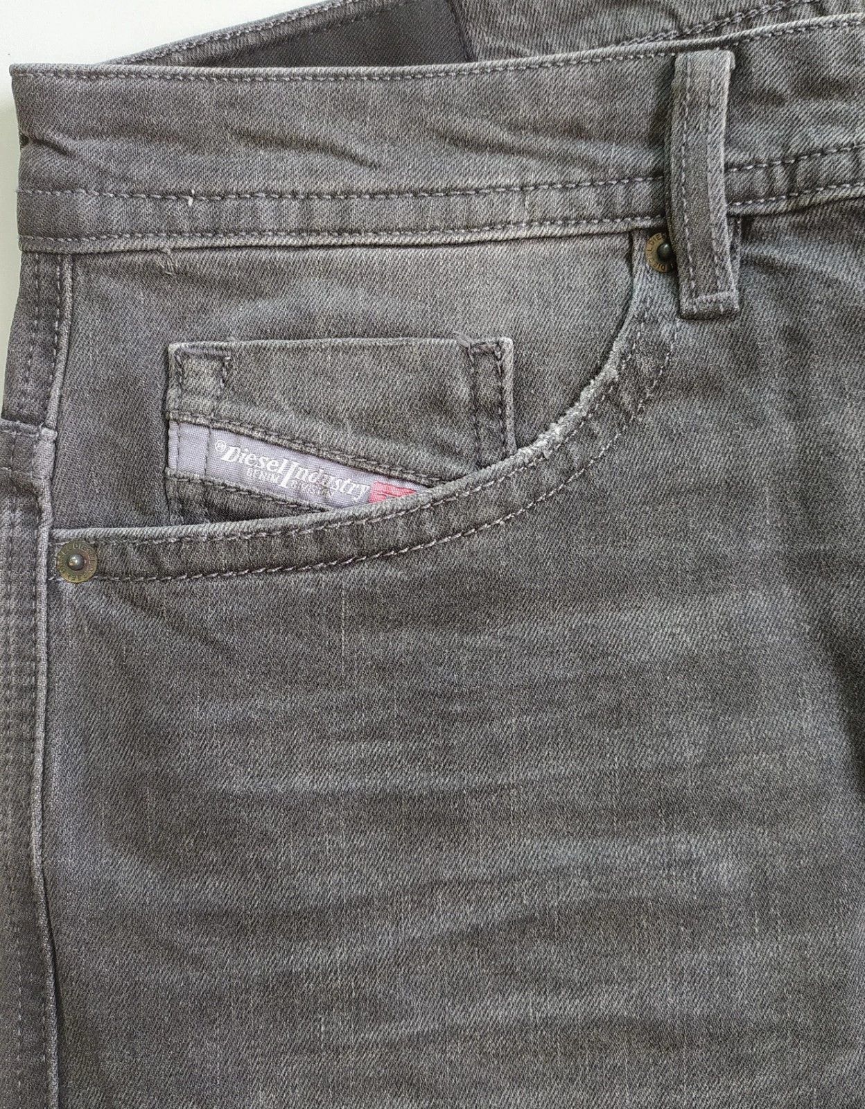 Diesel Diesel THOMMER-C L.32 MENS JEANS T/9793 Size US 34 / EU 50 - 4 Thumbnail