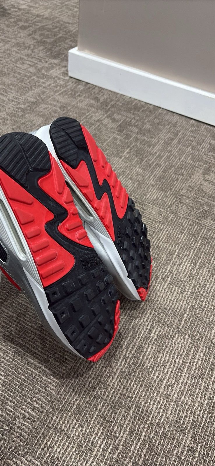 Nike Nike Air Max 90 - Silver Bullet Size US 13 / EU 46 - 4 Thumbnail