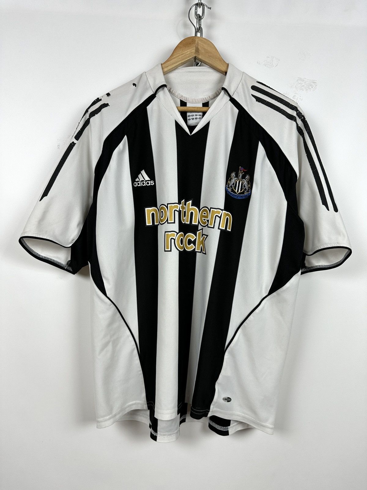 Adidas 2005/07 Adidas Newcastle United Vintage Soccer Jersey Size US L / EU 52-54 / 3 - 1 Thumbnail