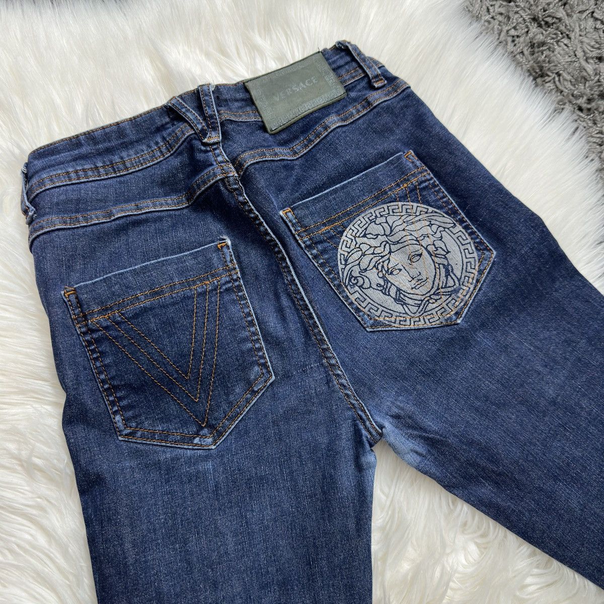 Designer Versace jeans vintage luxury brand Size 26" / US 2 / IT 38 - 9 Thumbnail