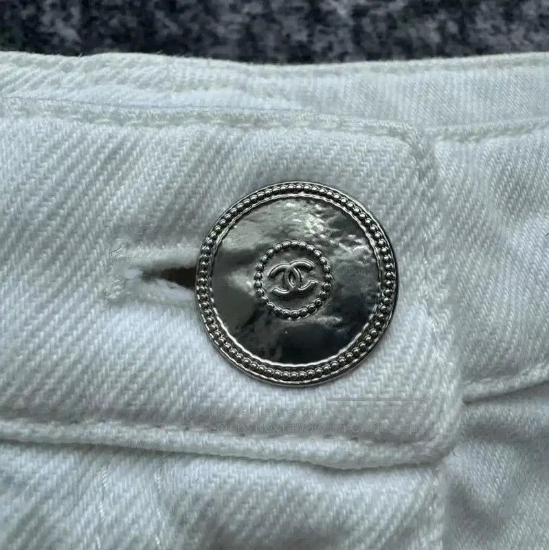 Chanel Chanel White Cotton Casual Trousers . Size 27" / US 4 / IT 40 - 3 Thumbnail