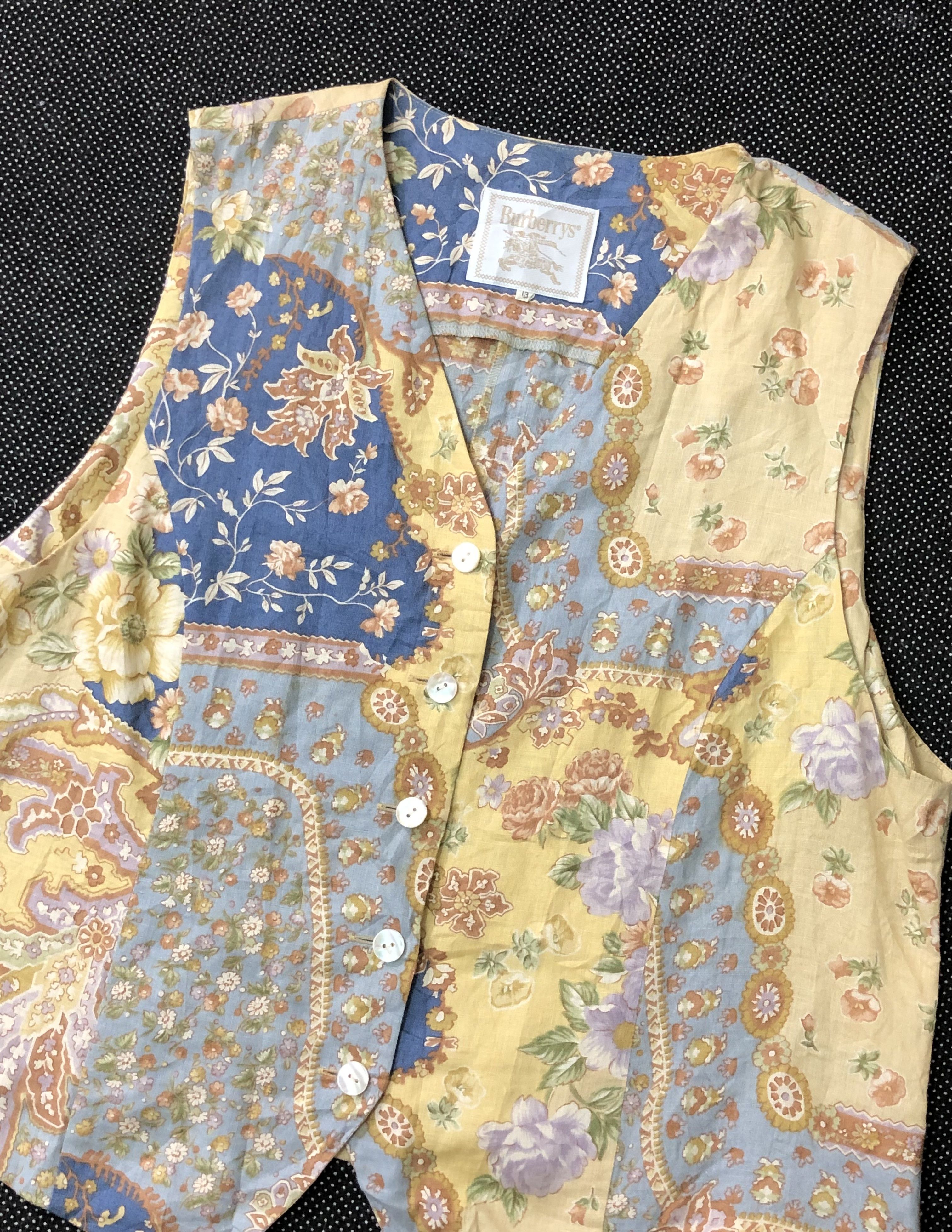 Burberry × Burberry Prorsum × Vintage RARE🔥VINTAGE BURBERRYS HEMP FULL FLORAL PRINT BUTTON VEST Size M / US 6-8 / IT 42-44 - 3 Thumbnail