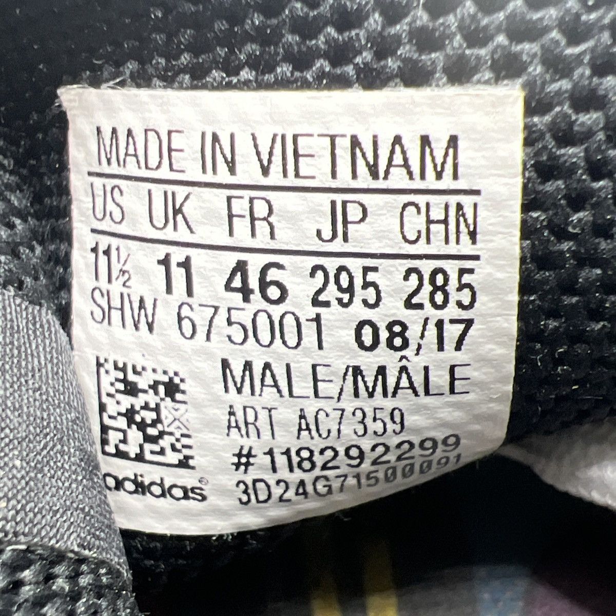 Adidas Pharrell x NMD human race Oreo Size US 11.5 / EU 44-45 - 9 Thumbnail