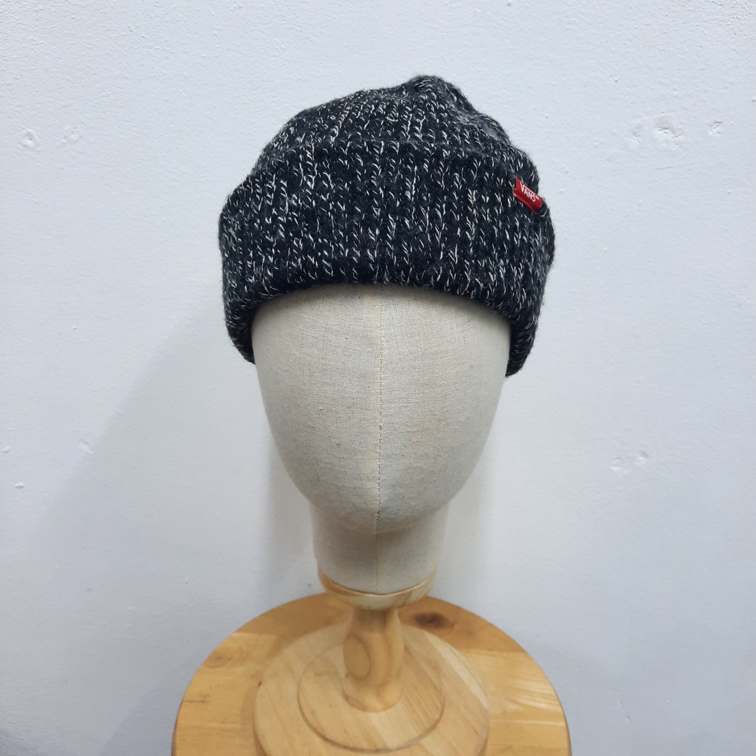 Vans 🩻 Vans skateboard patch beanie hat Size ONE SIZE - 2 Thumbnail