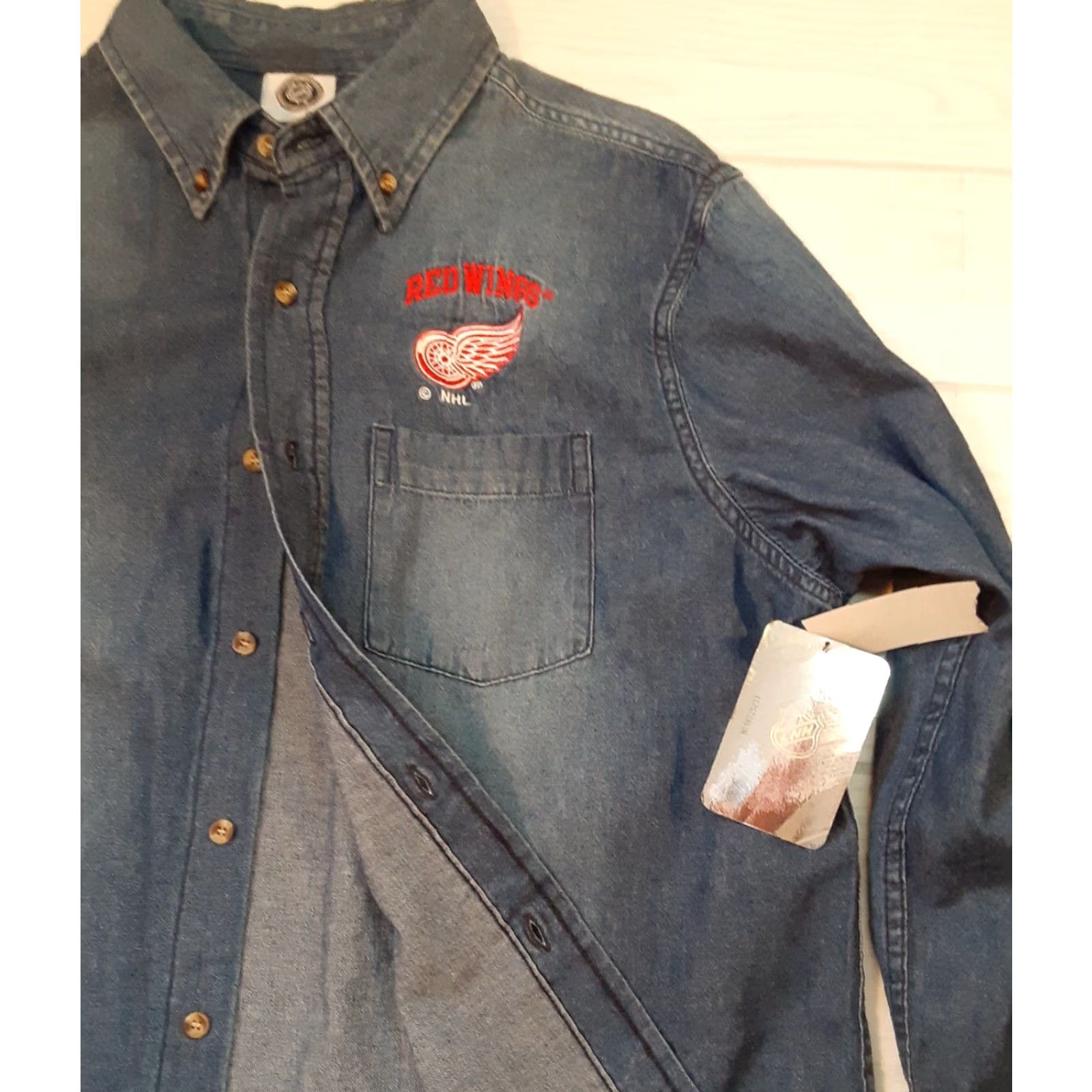NHL Detroit Red Wings Hockey Full Button Shirt Blue Jean NHL NWT EUC Large Men Long Sleeve Button-Up 2XL Blue Popular Size US XXL / EU 58 / 5 - 5 Thumbnail