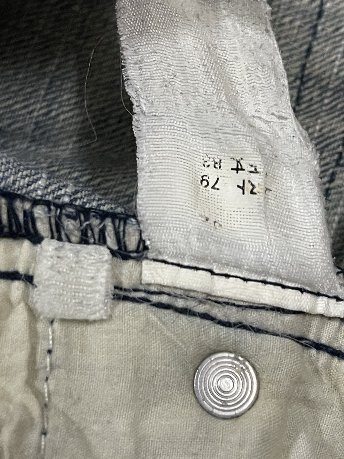 14th Addiction Vintage Japanese Brand Blue Wash Distressed Baggy Jeans Size US 31 - 8 Thumbnail