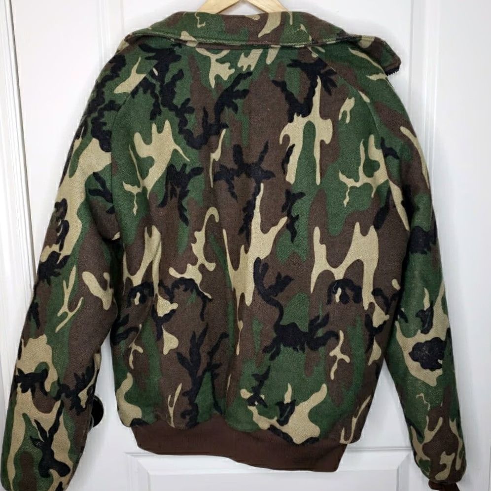 Vintage VINTAGE Cabela’s Whitetail Clothing Wool Jacket Camouflage Zip XL Brown Mens Jacket USA Water Resistant Size US XL / EU 56 / 4 - 6 Thumbnail