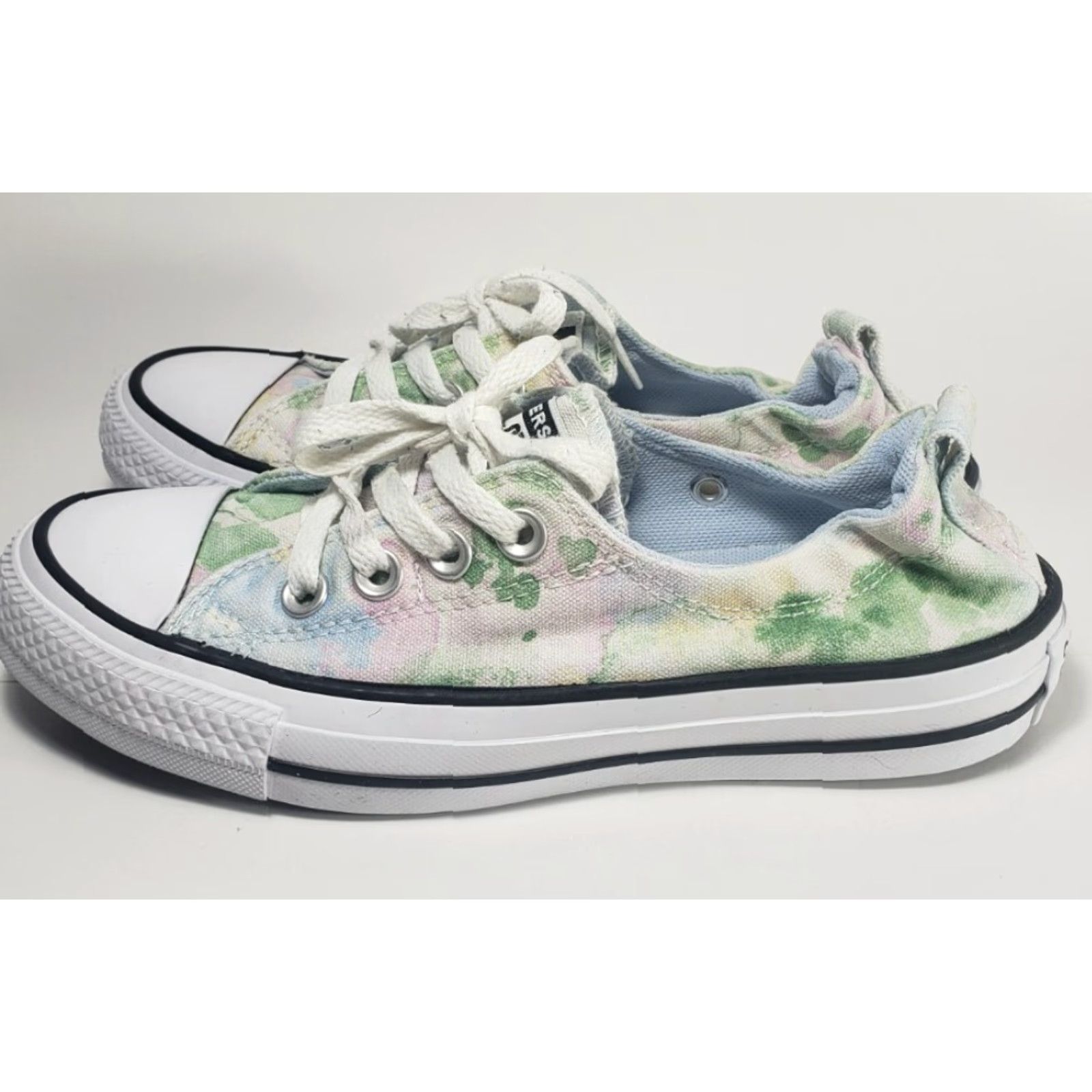 Converse Converse Chuck Taylor Low Top Sneaker Festival Print Womens Size 5 Multicolor Festival Converse Chuck Taylor Low Top Sneaker Womens Size 5 Multicolor Size S / US 4 / IT 40 - 3 Thumbnail