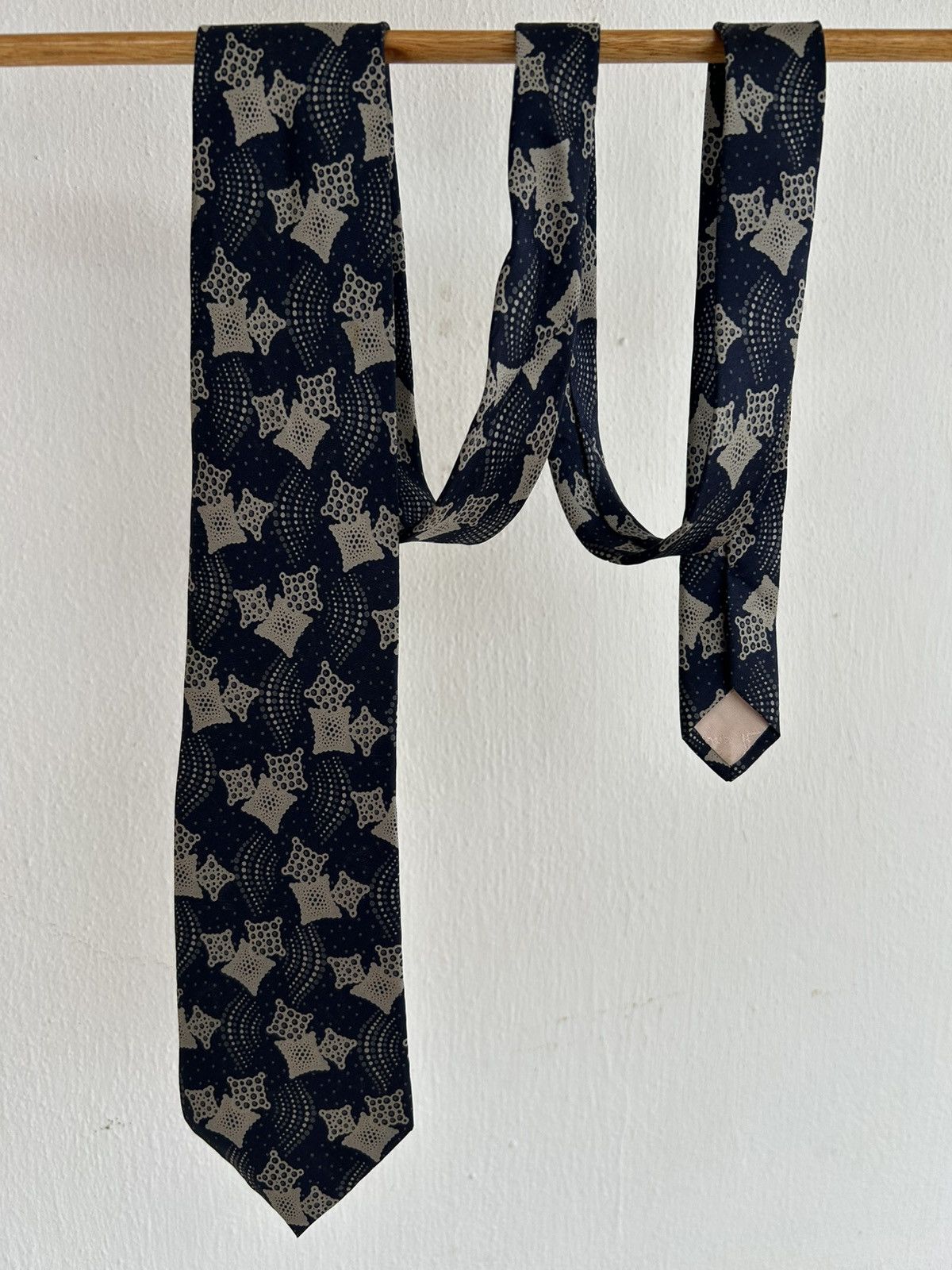 Guy Laroche Guy Laroche Vintage Tie Size ONE SIZE - 1 Thumbnail