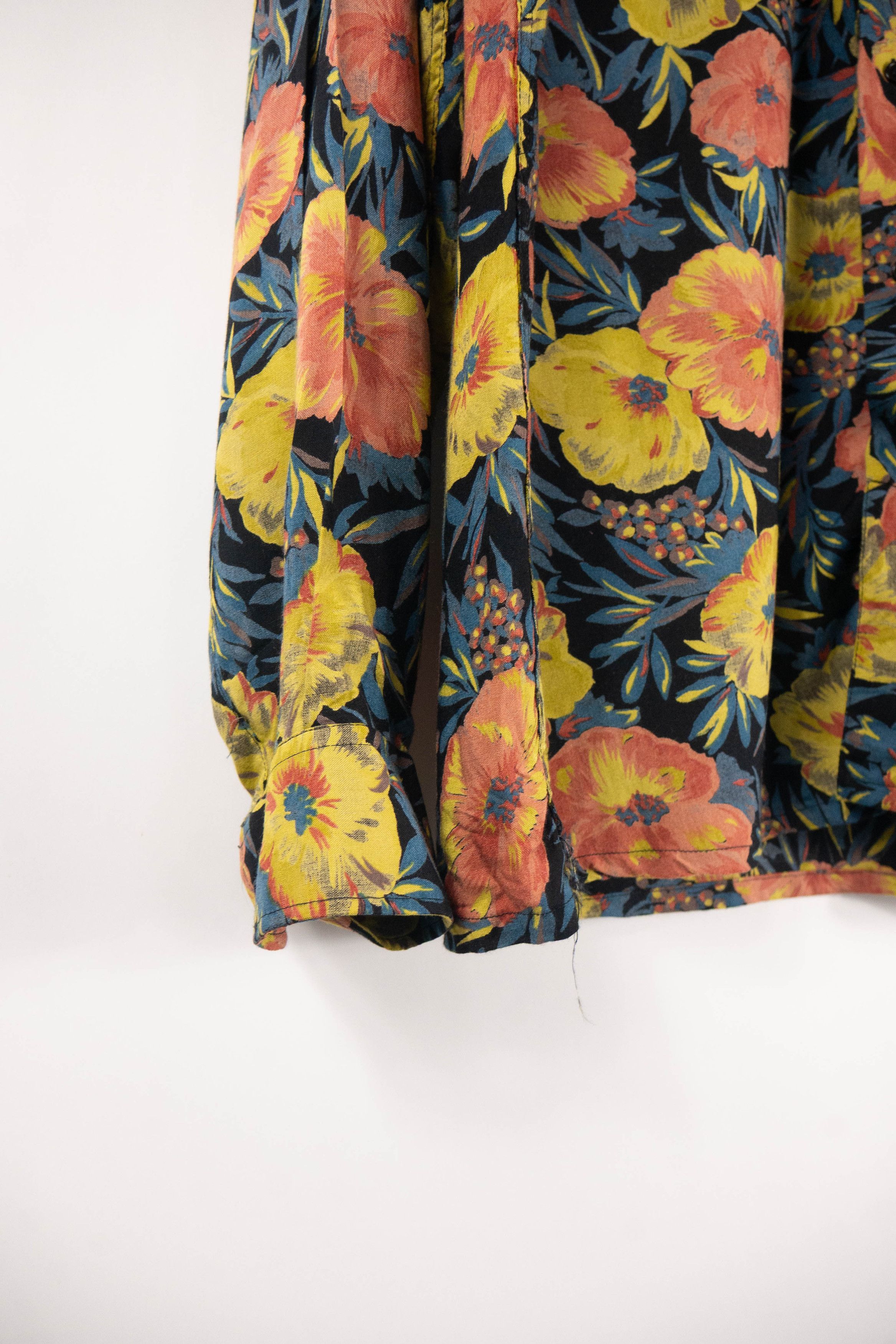 Dior Vintage dior shirt flower pattern Size US L / EU 52-54 / 3 - 5 Thumbnail