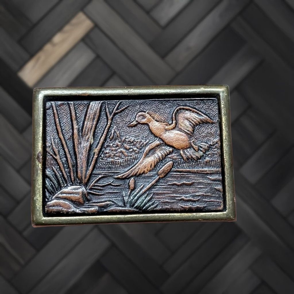 Vintage TOOLED belt buckle HANDCRAFTED leather 1970s vintage DUCKS hunting WESTERN brass belt buckle Men XS? Size ONE SIZE - 1 Thumbnail