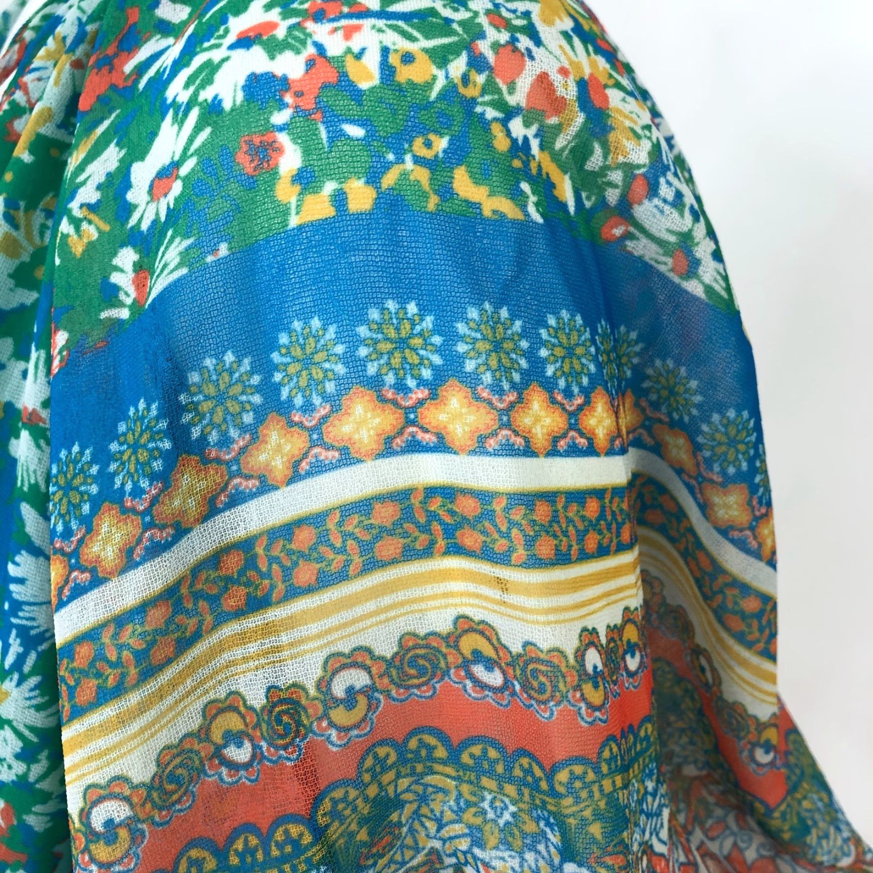 Vintage Current Air Blouse Shirt Womens M Green Peasant Smock Pullover V-Neck Short Sleeve Batik All Over Print Casual Summer Spring Size M / US 6-8 / IT 42-44 - 3 Thumbnail