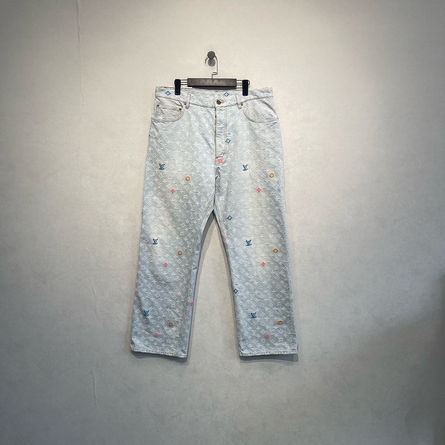 Louis Vuitton Louis Vuitton Monogram Embroidered Denim Jeans Size 34 Size US 34 / EU 50 - 1 Thumbnail