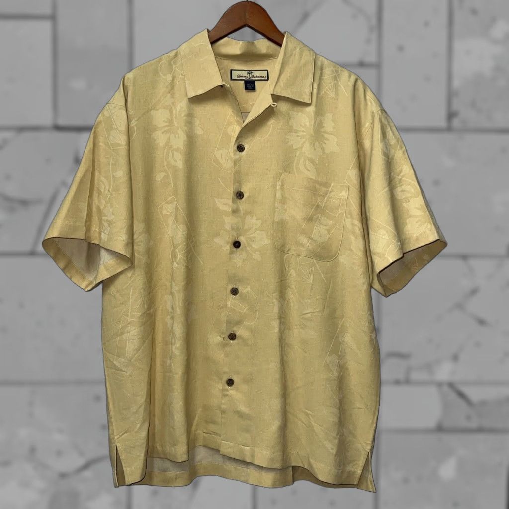 Tommy Bahama VINTAGE Tommy Bahama Hawaiian Shirt Adult Large Yellow Silk Button-Up Mens Size US L / EU 52-54 / 3 - 1 Thumbnail