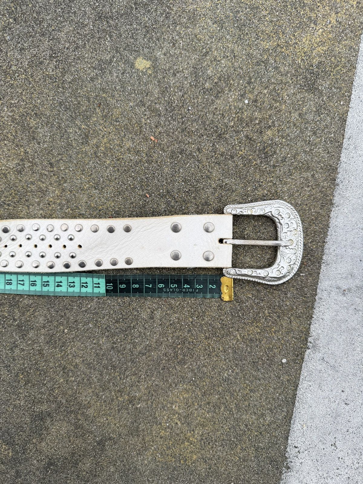 Vintage Studed Laether Belt With One Prong Size ONE SIZE - 5 Thumbnail