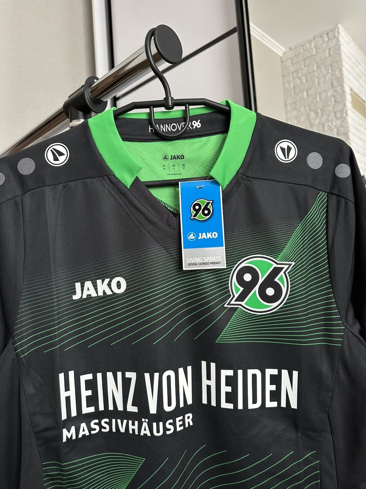 Other 2016/2017 Hannover 96 Jako Soccer Jersey T-Shirt Size US S / EU 44-46 / 1 - 6 Thumbnail