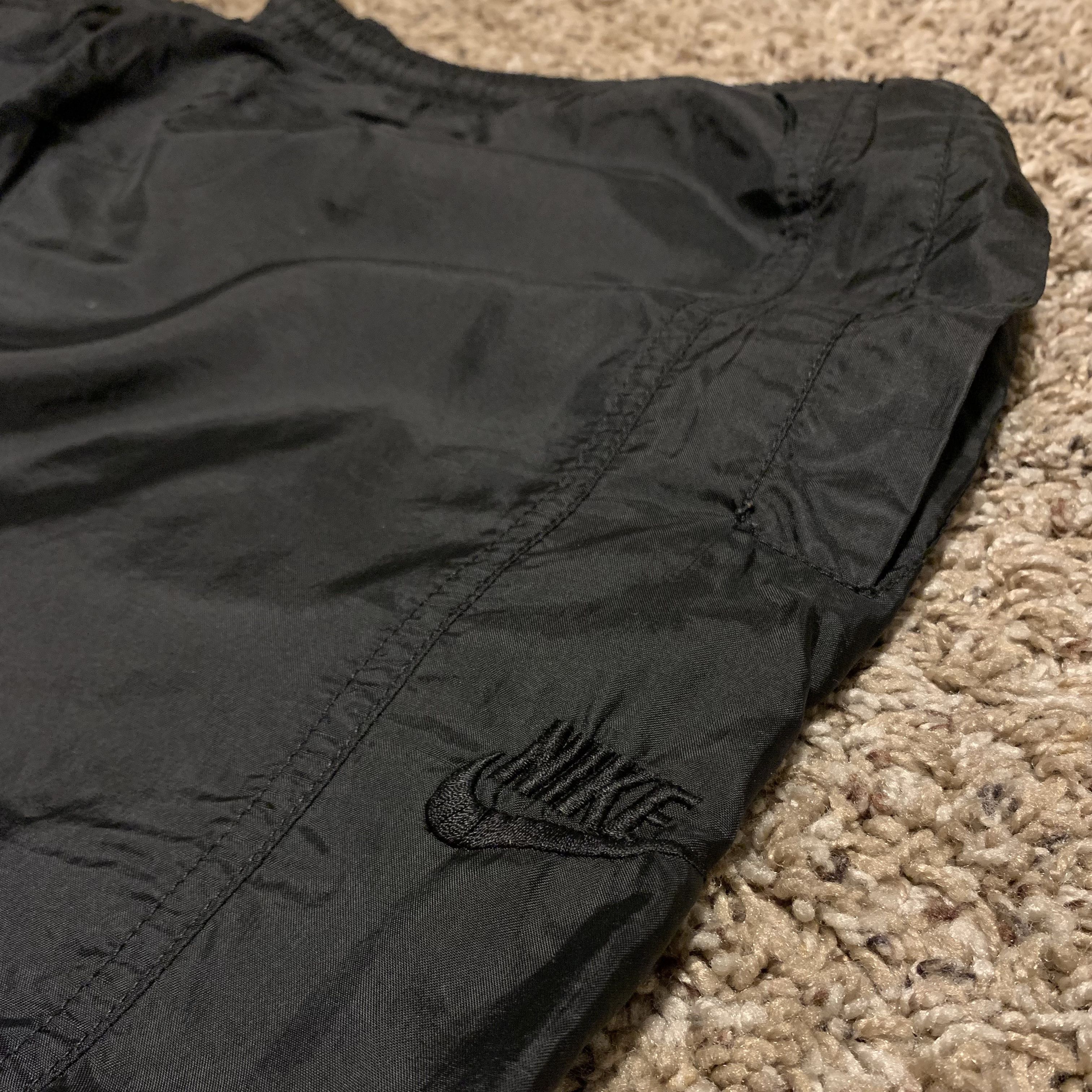 Nike NIKE VINTAGE NYLON TRACK PANTS Size US 34 / EU 50 - 3 Thumbnail