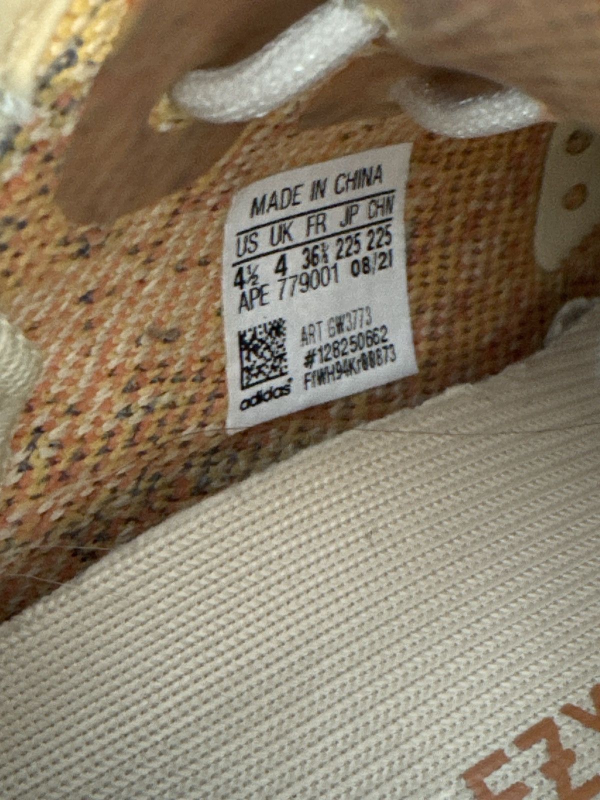 Yeezy Yeezy 350 Oat V2 Size US 6 / IT 36 - 1 Thumbnail