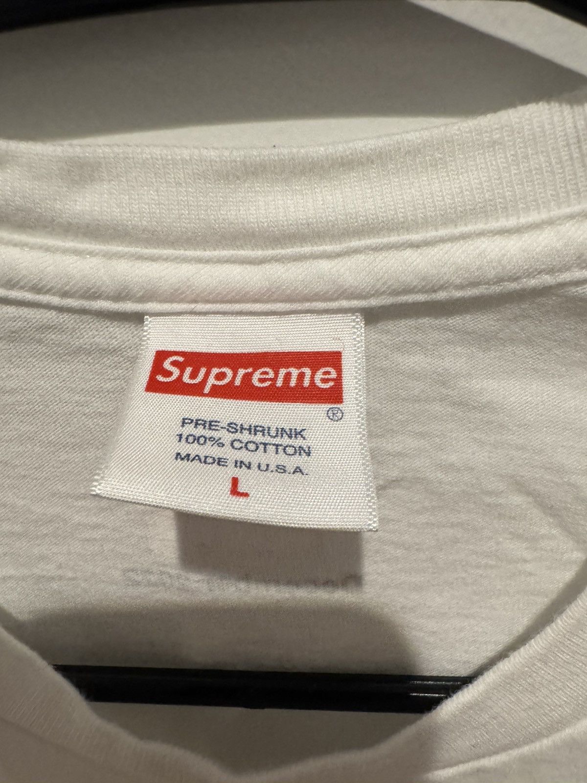 Supreme Supreme Christmas Cigarette White Tee Size Large Size US L / EU 52-54 / 3 - 2 Thumbnail