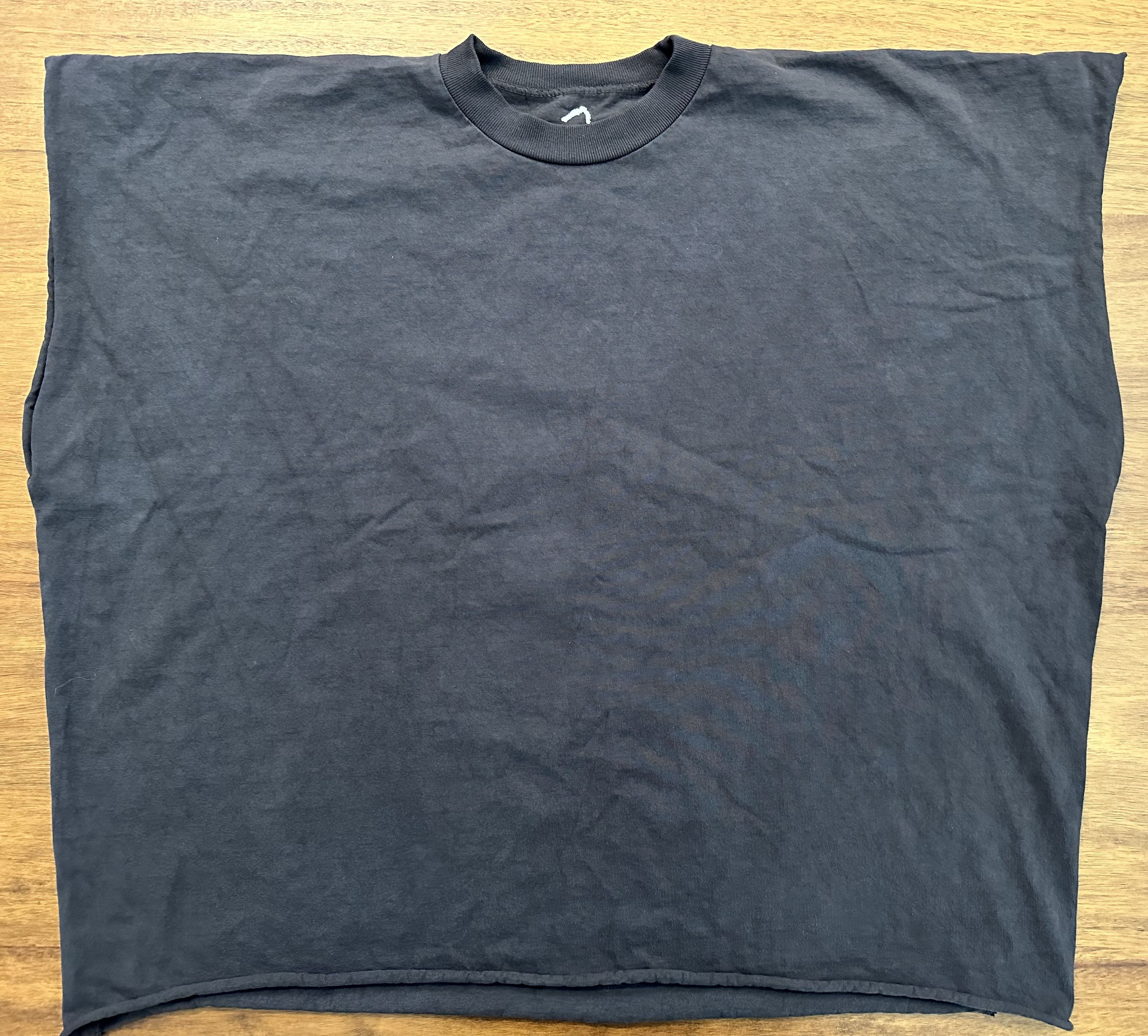 Yeezy Yeezy One Box Tee Size US S / EU 44-46 / 1 - 2 Thumbnail