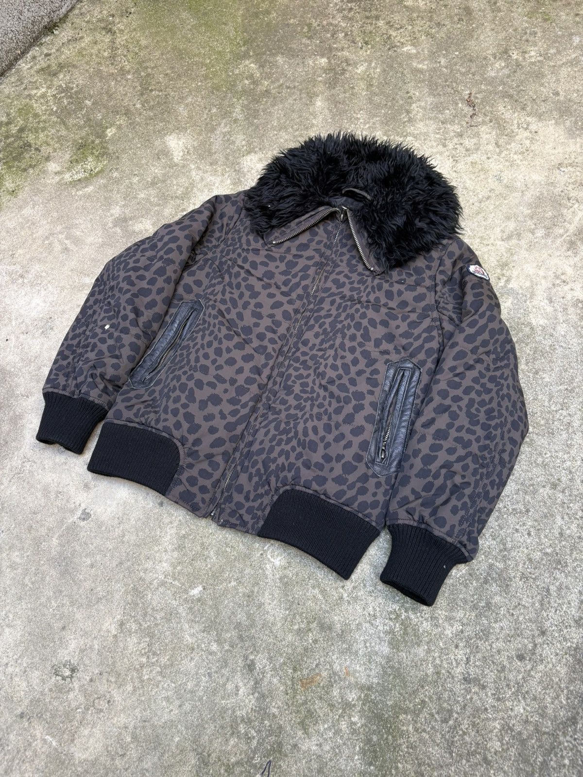 Hysteric Glamour HYSTERIC GLAMOUR LEOPARD PRINT PUFFER JACKET Size US S / EU 44-46 / 1 - 1 Thumbnail