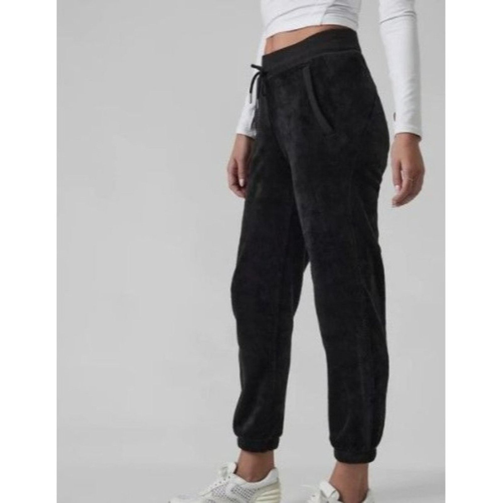 Athleta Cozy Karma Recover Jogger Black Womens Medium Lounge