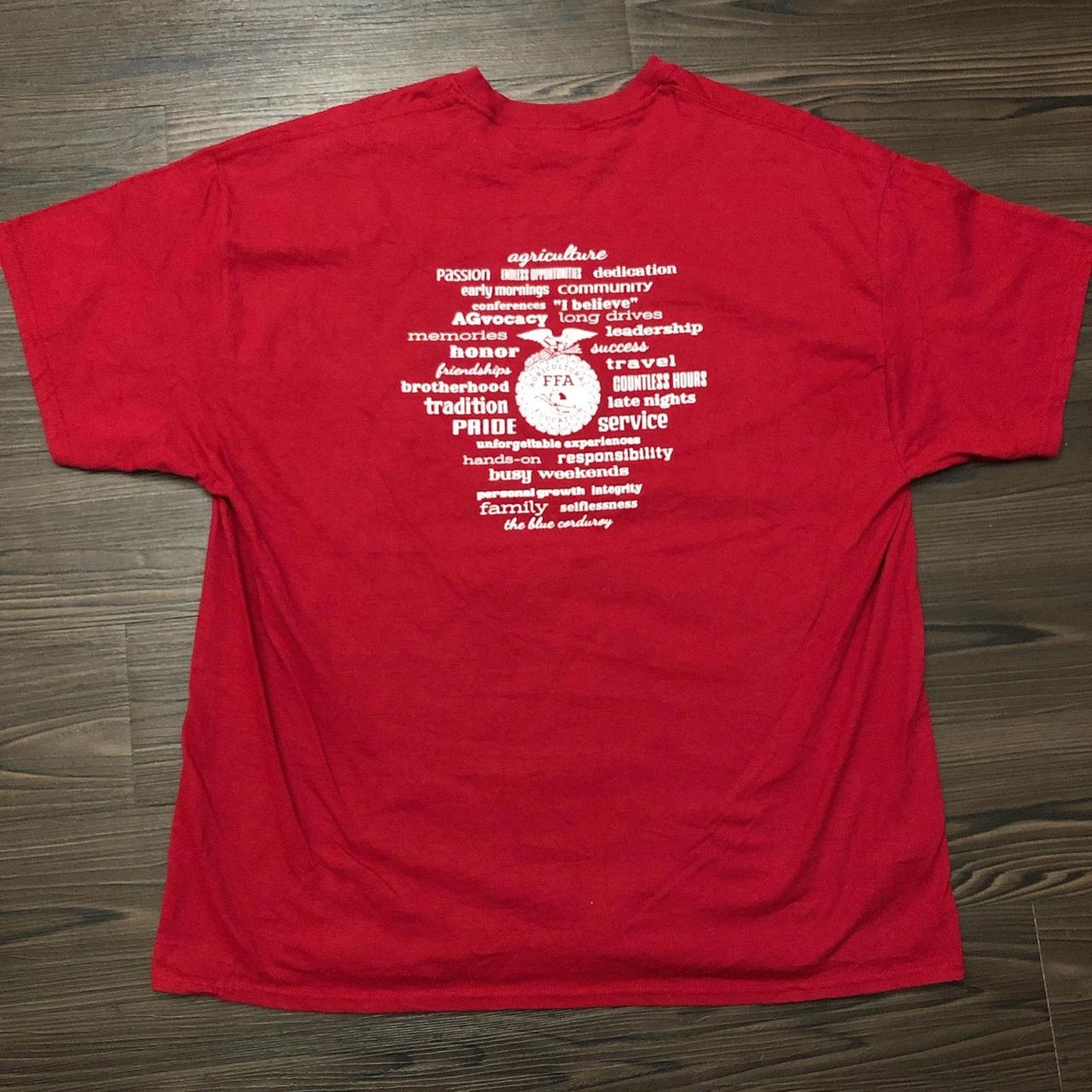 Gildan Burgundy Lone Tree FFA Graphic Tee Size US XXL / EU 58 / 5 - 3 Thumbnail