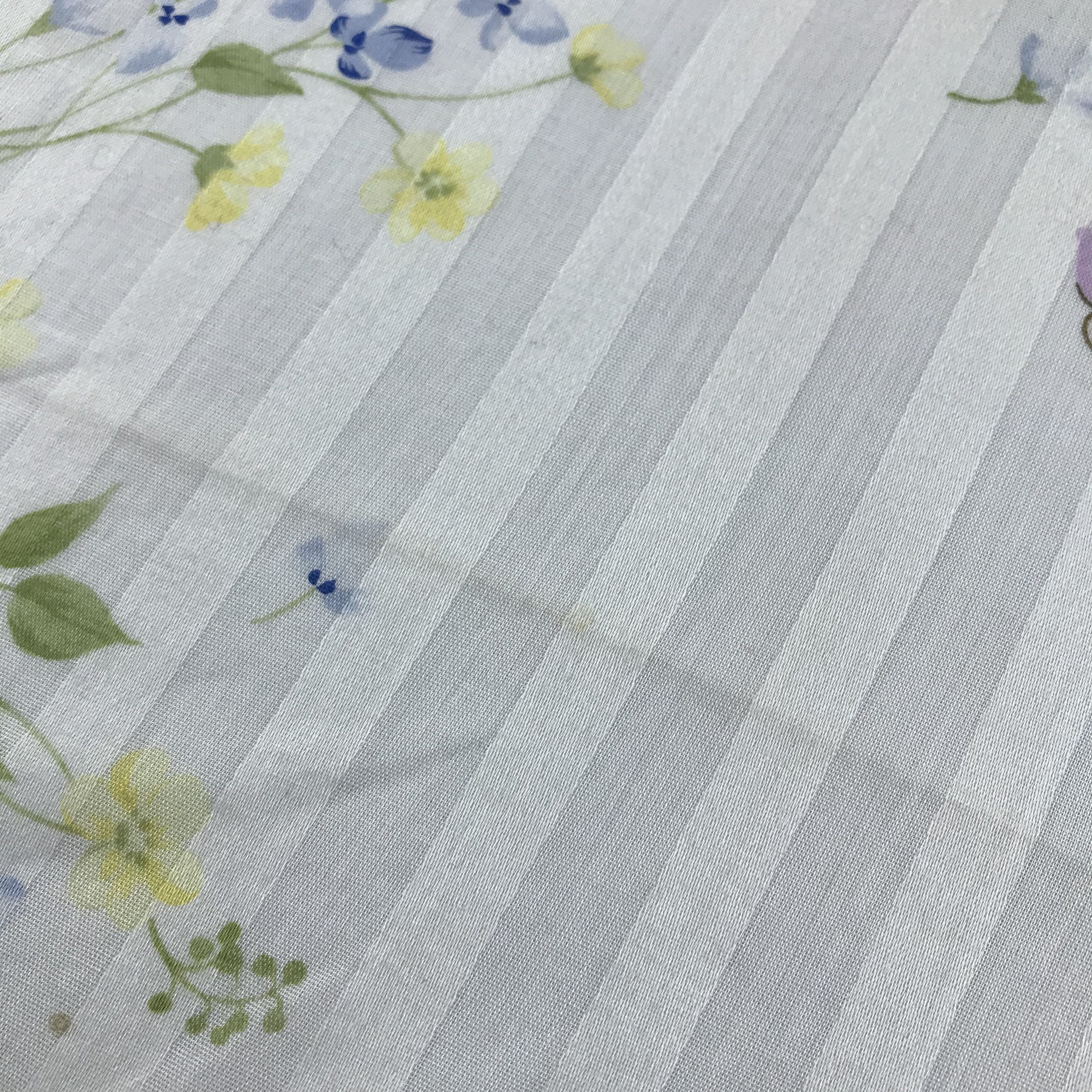 Hanae Mori Hanae Mori Floral Handkerchief Bandana Neckerchief H691 Size ONE SIZE - 7 Thumbnail
