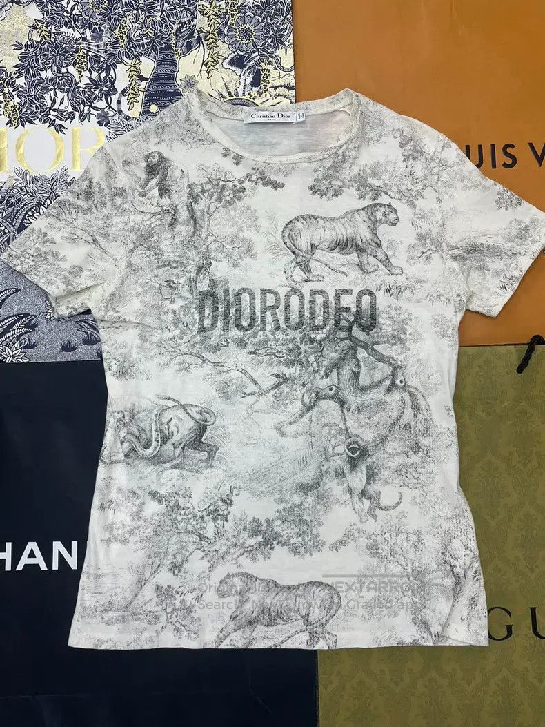 Dior Dior ZOO PRINTED SHORT-SLEEVED T-SHIRT Size S / US 4 / IT 40 - 1 Thumbnail