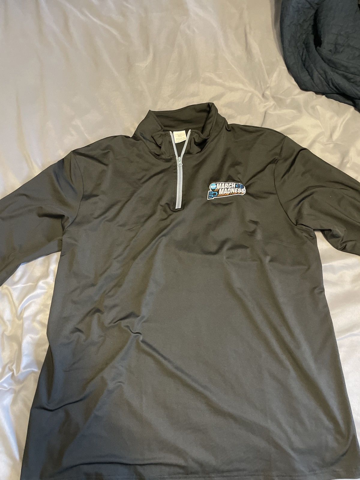 Other NEW NCAA March Madness Quarter-Zip Size US XXL / EU 58 / 5 - 1 Thumbnail