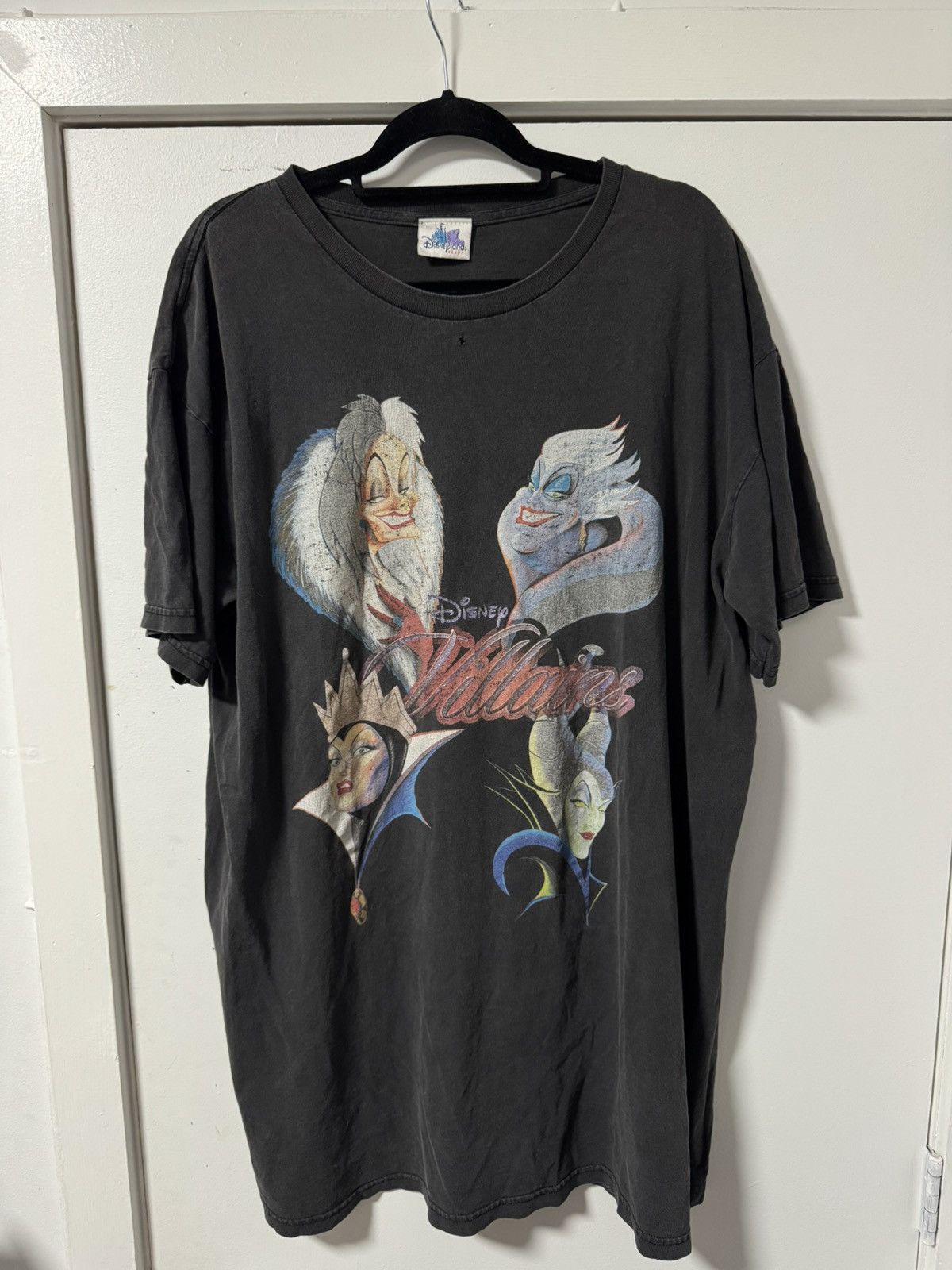 Disney Vintage 90’s Disney Villains Tee Size US XL / EU 56 / 4 - 1 Thumbnail