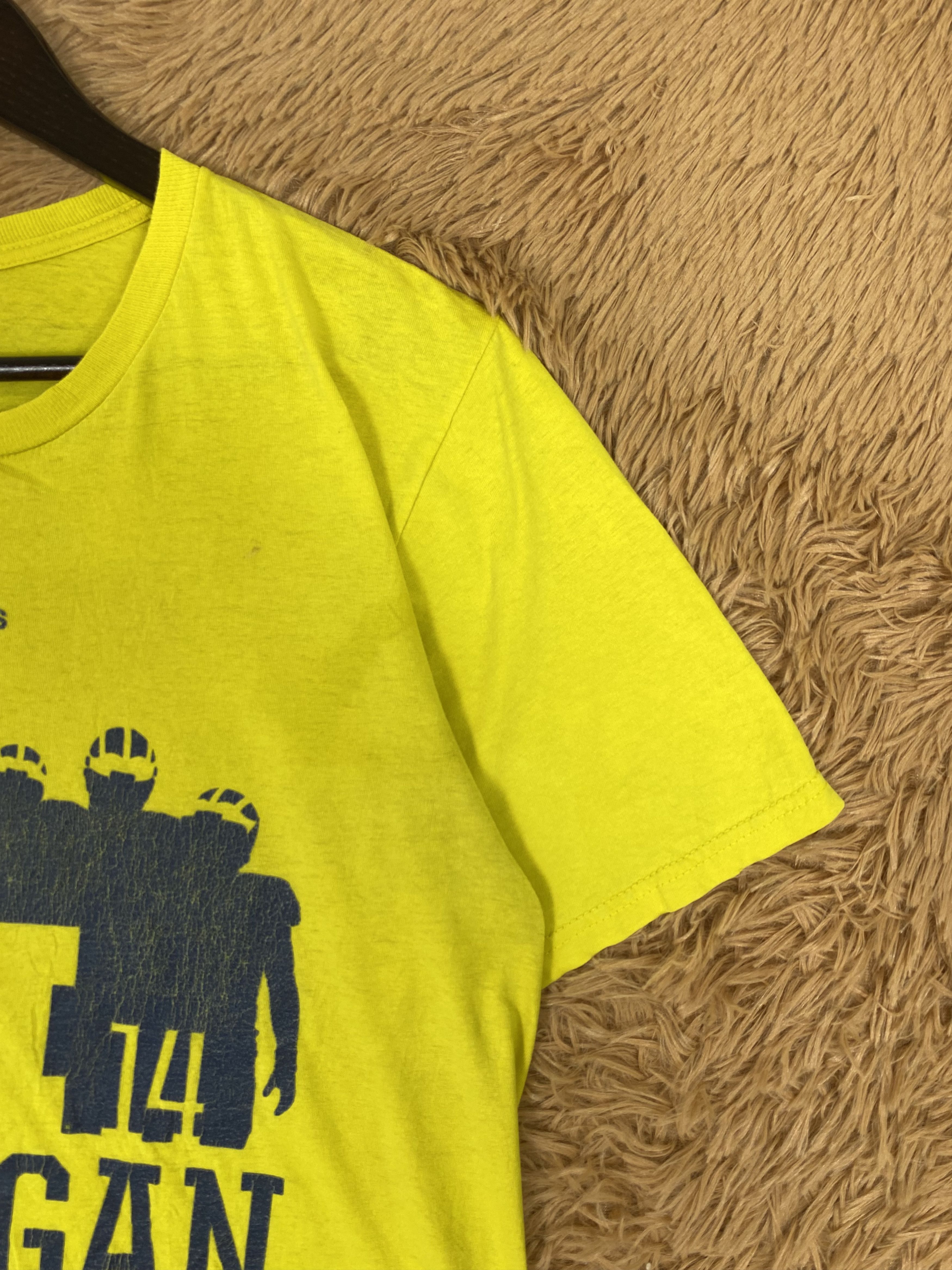 Adidas × Vintage Vintage Adidas Michigan Football T-Shirts PT0021 Size US M / EU 48-50 / 2 - 3 Thumbnail