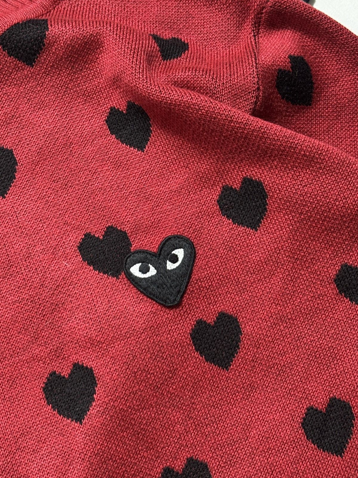 Comme des Garcons VINTAGE COMME DES GARCONS HEART SWEATER Size M / US 6-8 / IT 42-44 - 2 Thumbnail