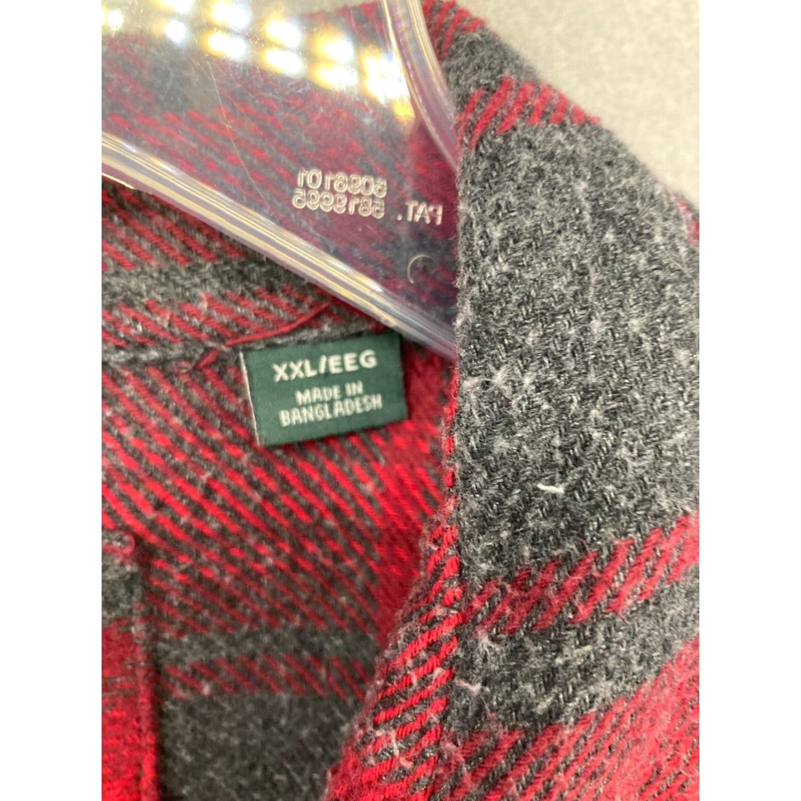 Orvis VINTAGE Orvis Mens Flannel Shirt 2XL Red Grey Buffalo Plaid Heavyweight Shirt Mens 2XL Red Plaid Outdoors Hunting Casual Button-Up Cotton Polyester"} Size US XXL / EU 58 / 5 - 7 Thumbnail