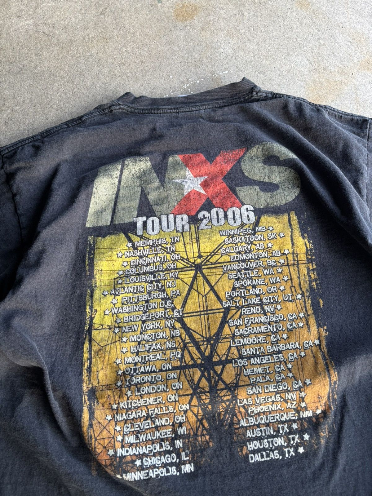 Band Tees Vintage Early 2000s INXS Boxy Fader Band Tee Size US XL / EU 56 / 4 - 5 Thumbnail