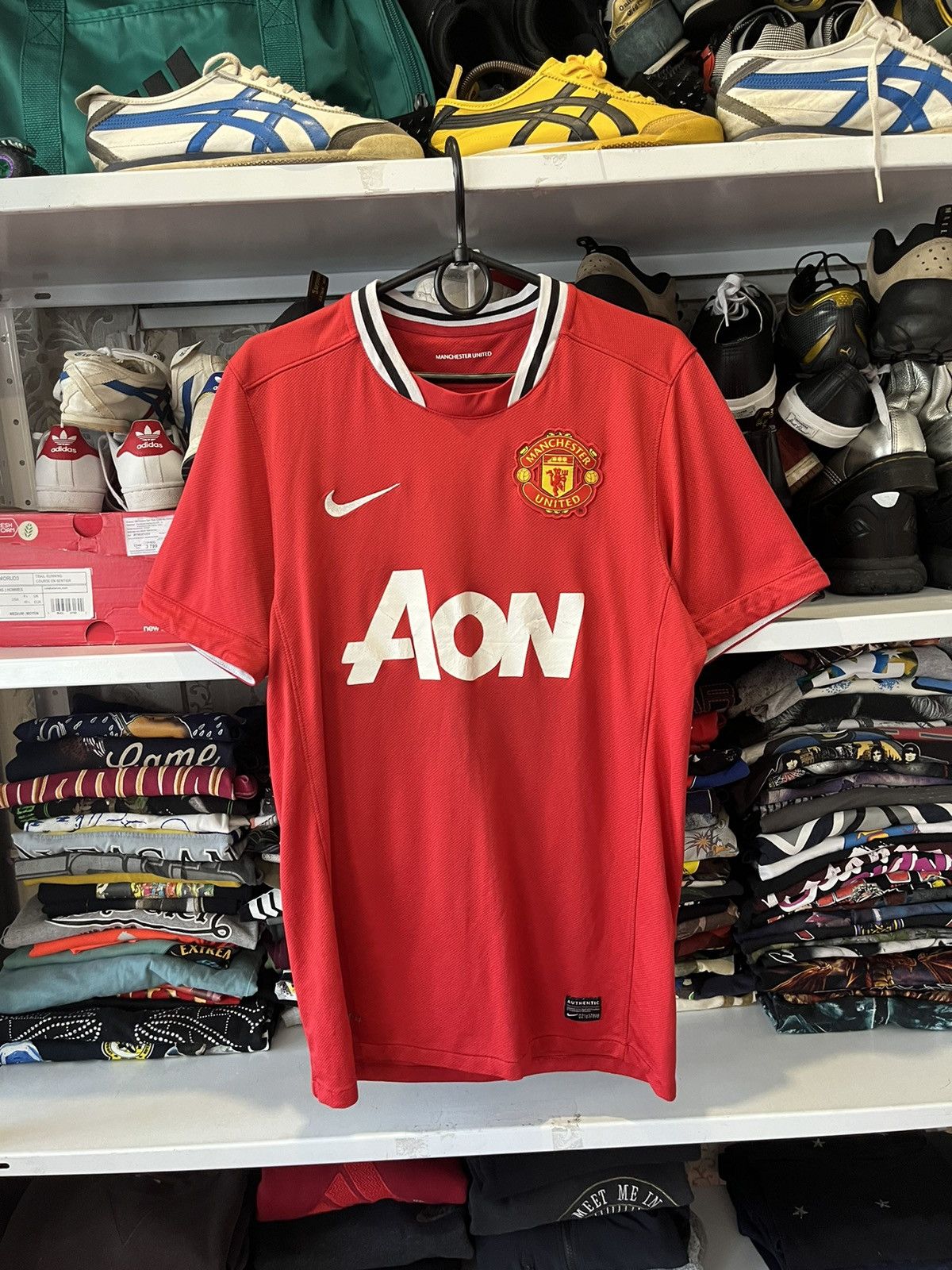 Nike Blokecore Nike Manchester United 2011 2012 Home Shirt Jersey Size US S / EU 44-46 / 1 - 1 Thumbnail