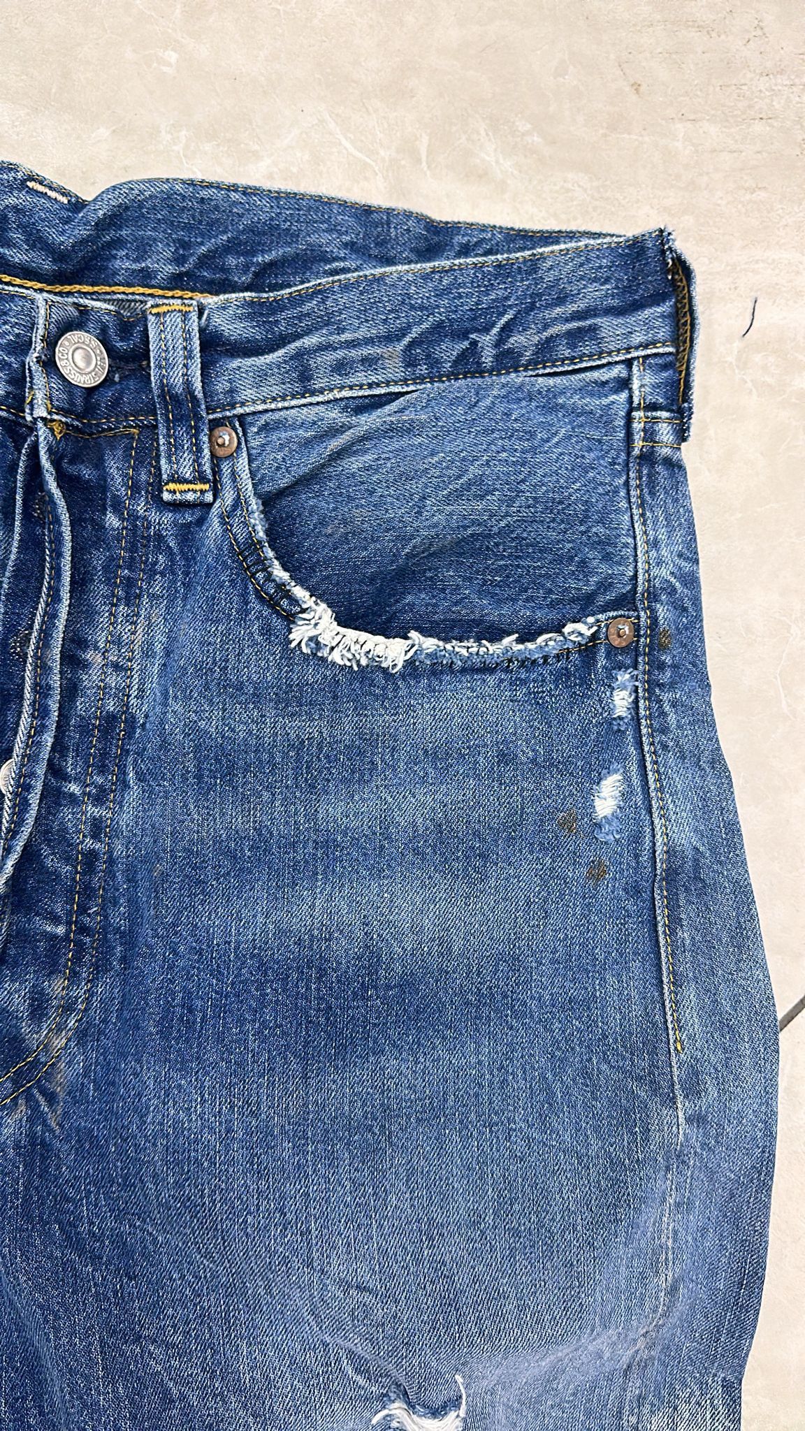 Levi's Vintage Clothing LVC Levi's Vintage Clothing SAMPLE 1947 501XX Selvedge Jeans Size US 32 / EU 48 - 11 Thumbnail