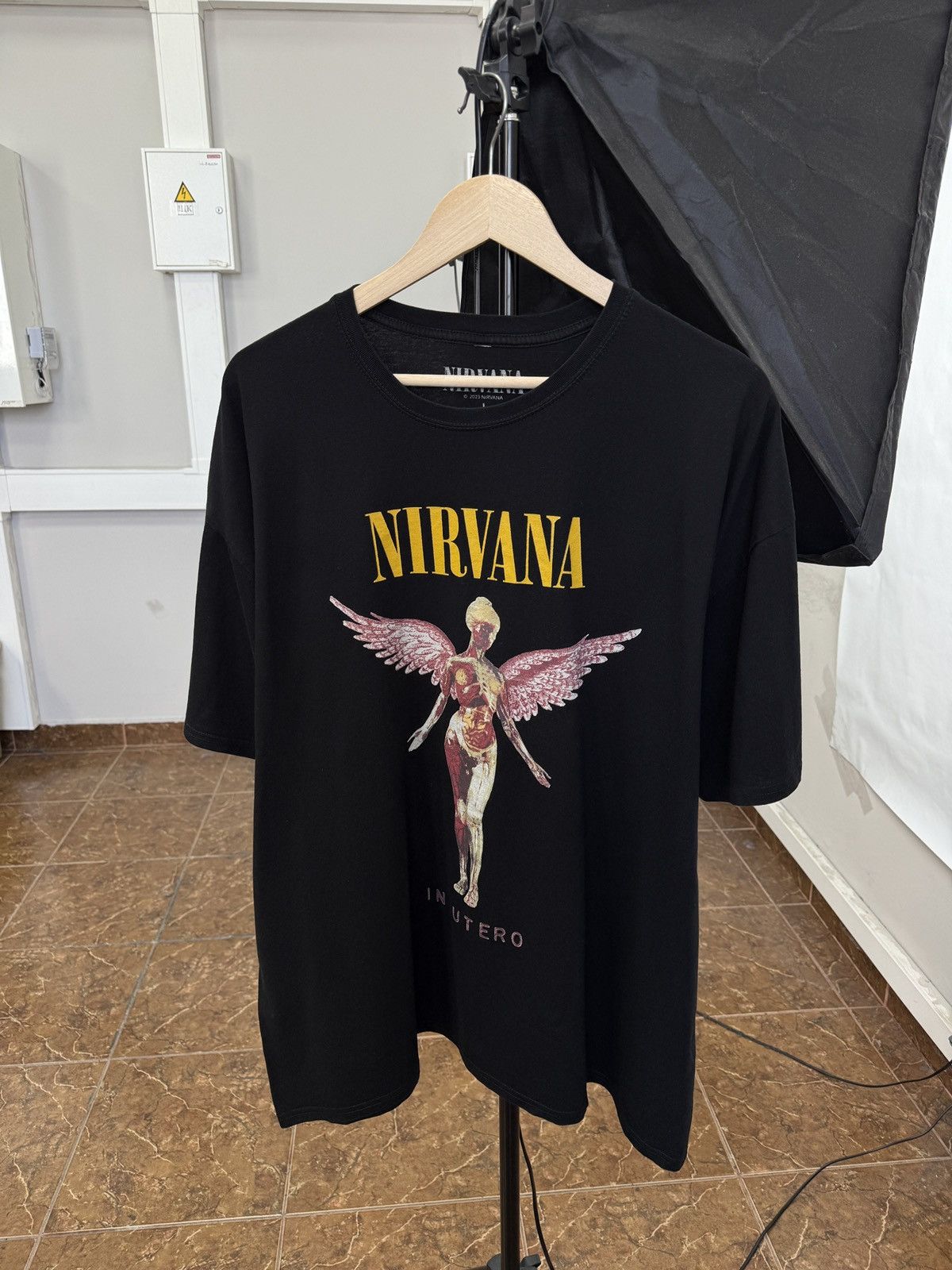 Nirvana 🇺🇸 Vintage Y2K Nirvana In Utero Kurt Cobain T-Shirt Rare Size US L / EU 52-54 / 3 - 1 Thumbnail