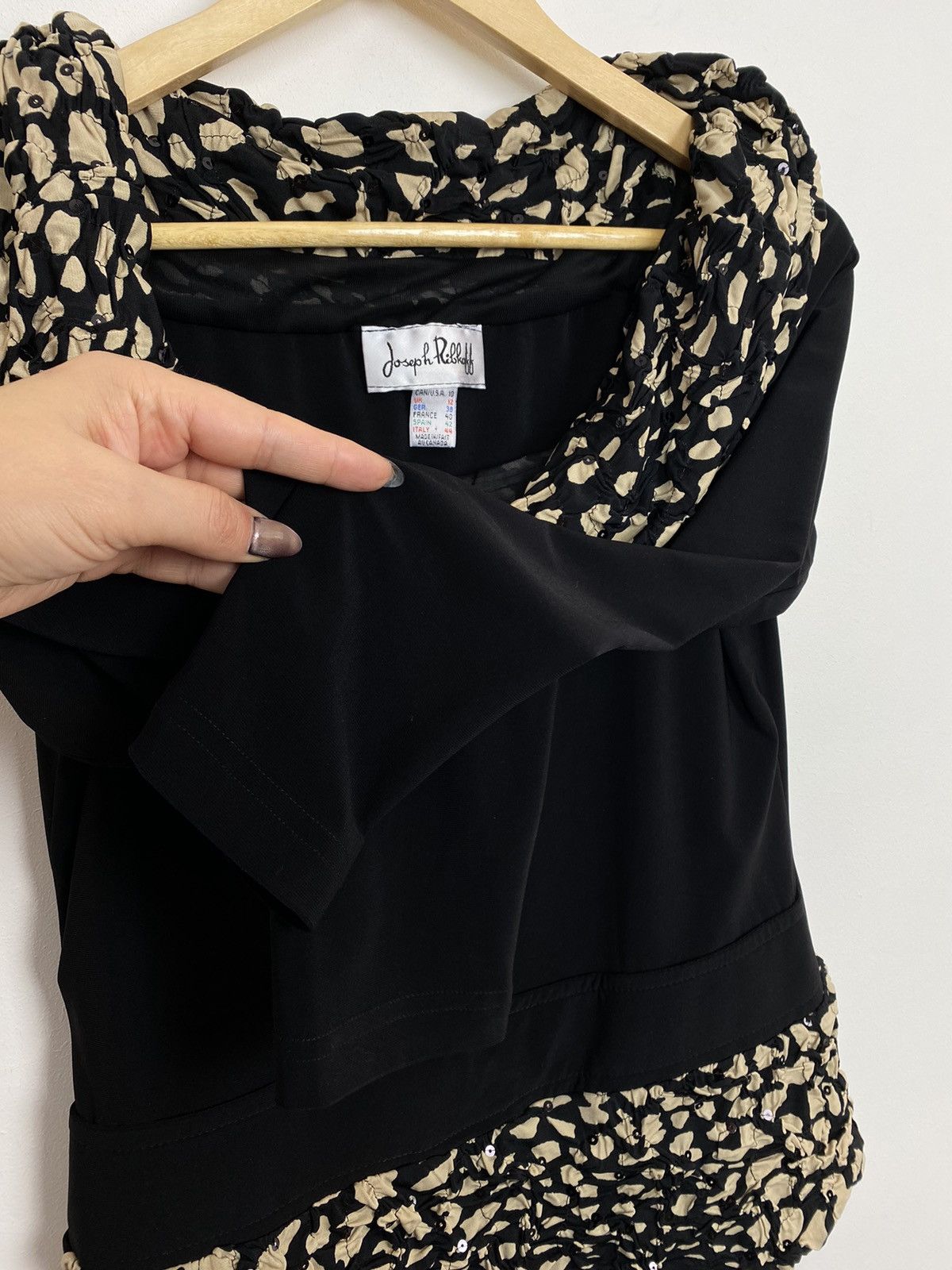 Joseph Ribkoff Joseph Ribkoff Designer Blouse Long Sleeve Top Clamp Neck Size L / US 10 / IT 46 - 4 Thumbnail