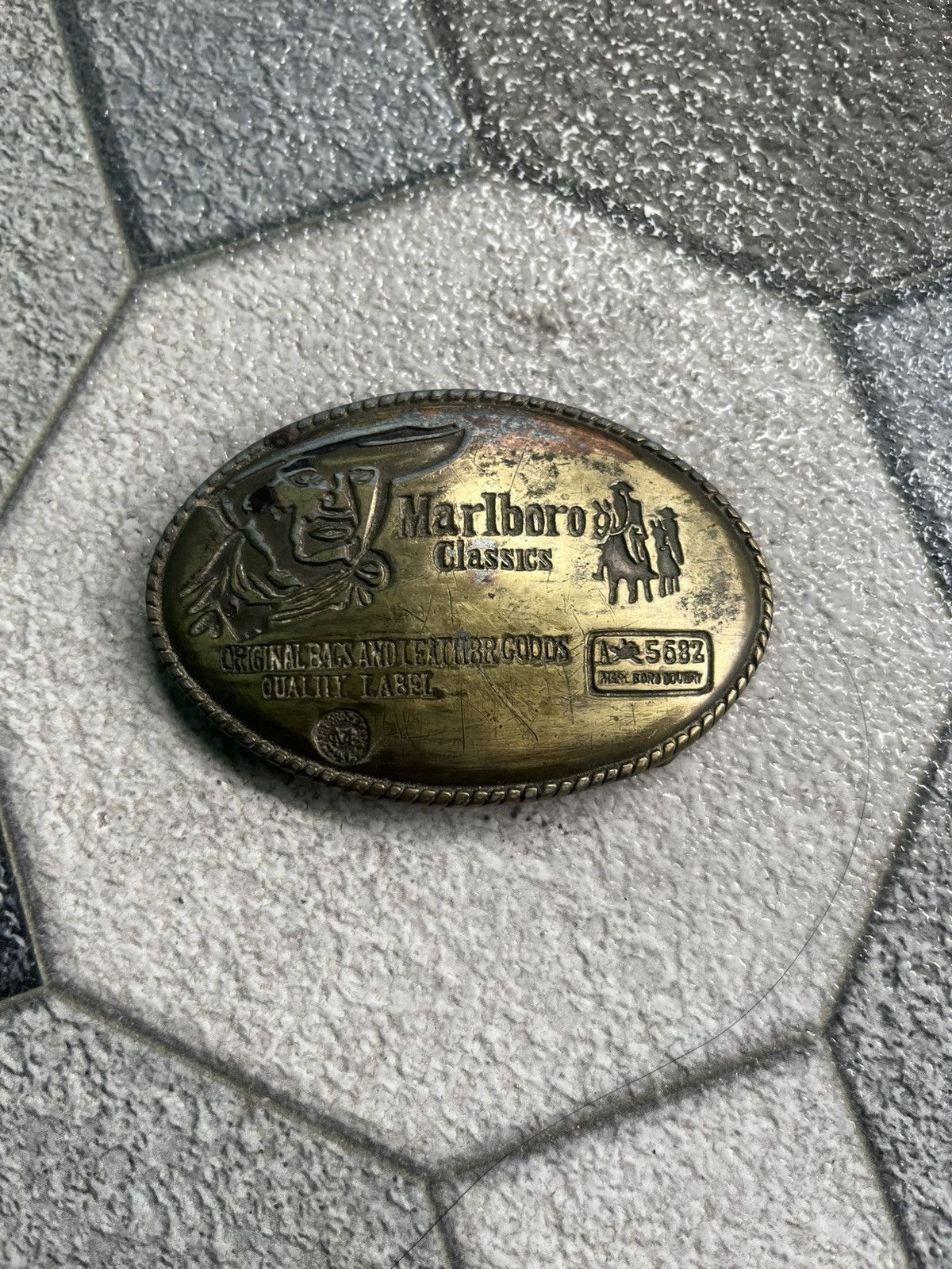 Marlboro Buckle Vintage Marlboro Size ONE SIZE - 8 Thumbnail