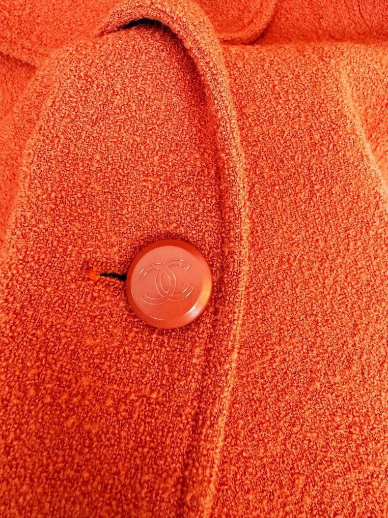 Chanel Chanel Orange Jacket in Excellent Condition -2505 Size M / US 6-8 / IT 42-44 - 3 Thumbnail