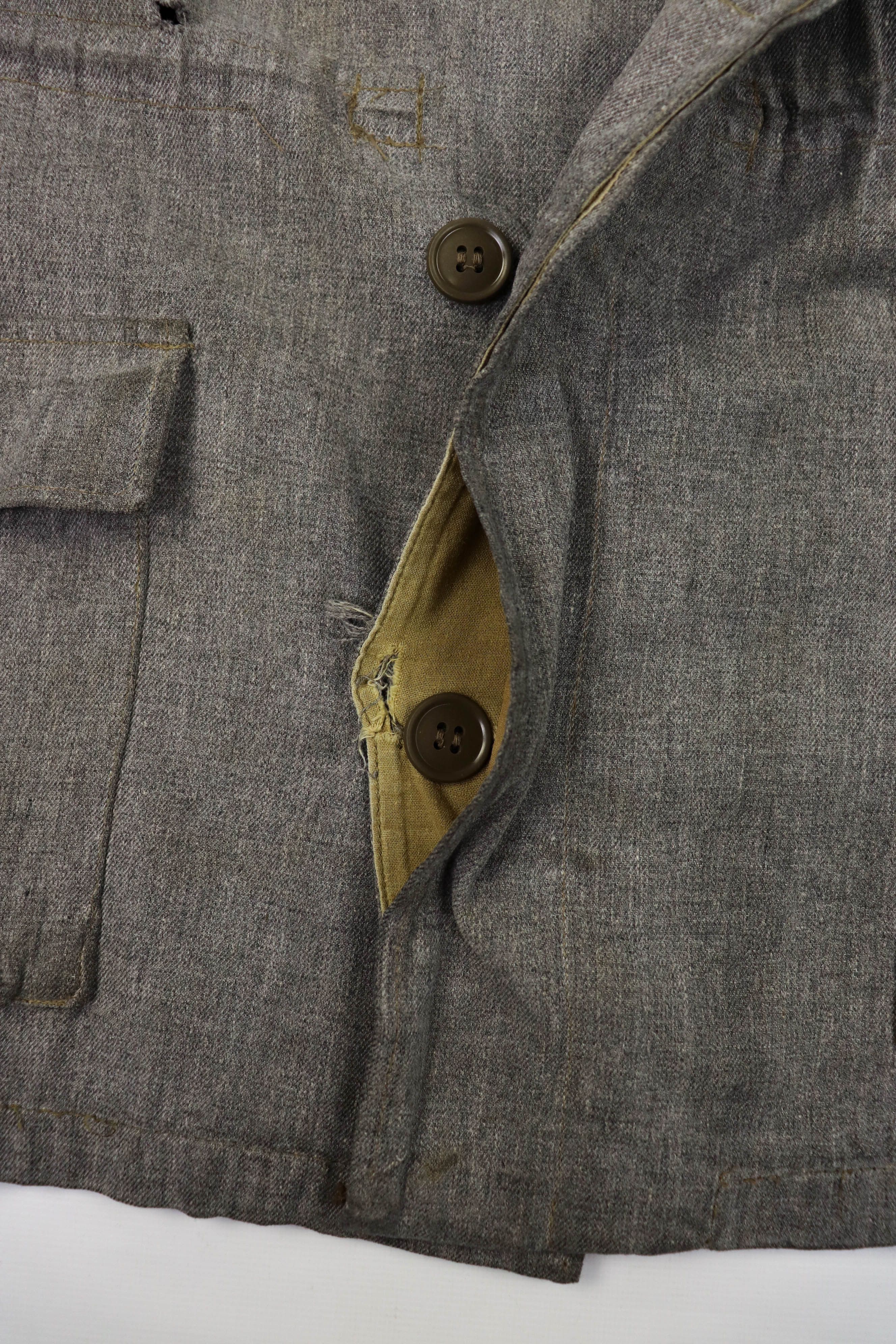 Vintage 40-50s? Gray Distressed Hunting Field Jacket