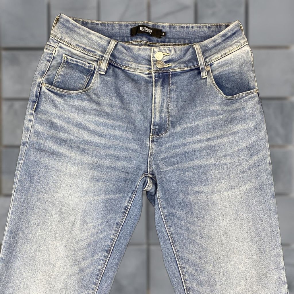 Hudson Hudson Jeans Womens 8 Light Blue Straight Leg Denim Stretch Back Pockets Flap Logo Patch 31 In Waist 31 In Inseam Regular Rise Mid Zip Fly Belt Loops Size 30" / US 8 / IT 44 - 1 Thumbnail