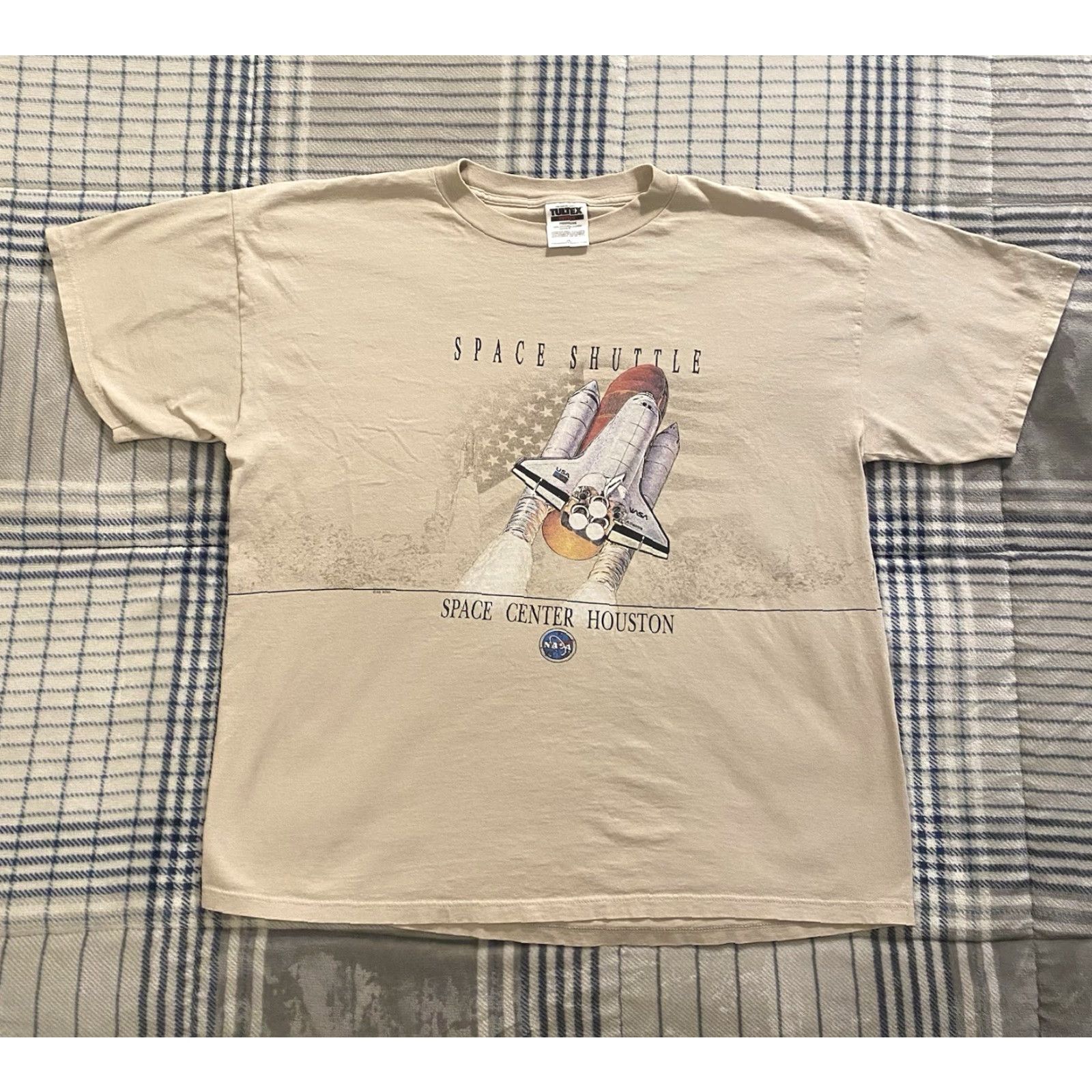 Tultex VINTAGE Tultex Space Center Houston Space Shuttle T shirt Beige Men’s 2XL Space USA 90s Boys/Men? Size US XXL / EU 58 / 5 - 2 Thumbnail