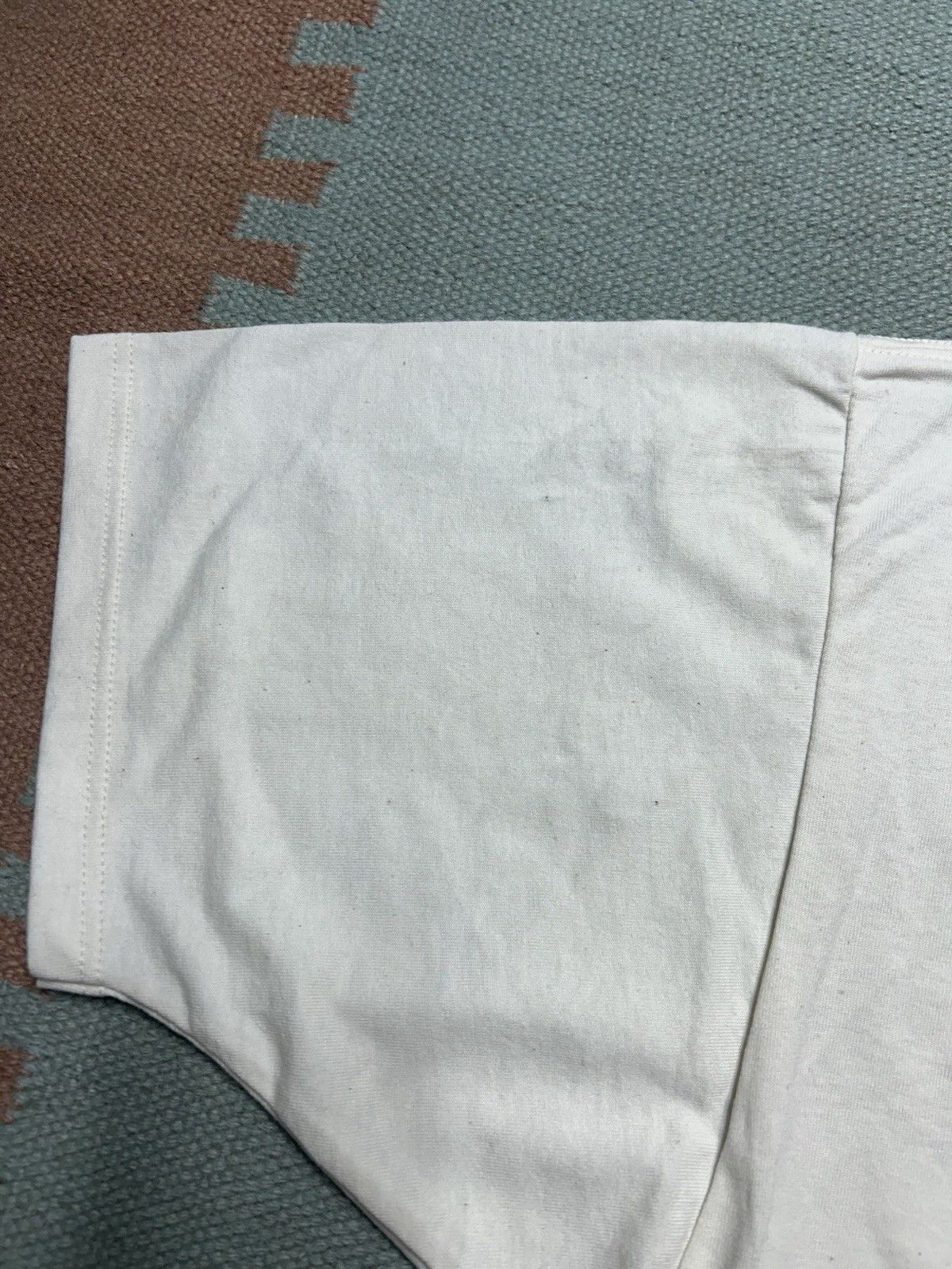 Vintage 80s blank white t shirt jerzees DEADSTOCK STAINS grunge XXL Size US XXL / EU 58 / 5 - 5 Thumbnail