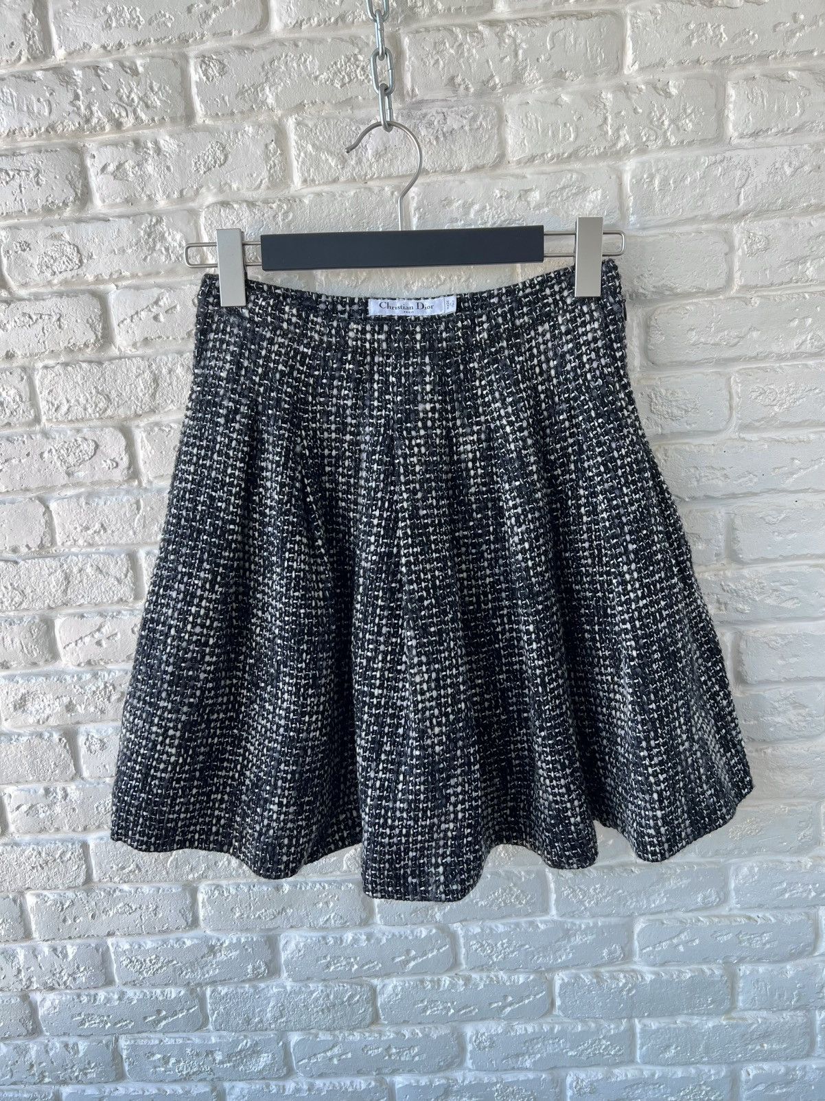 Dior Christian Dior Wool Tweed Skirt Size 27" / US 4 / IT 40 - 1 Thumbnail