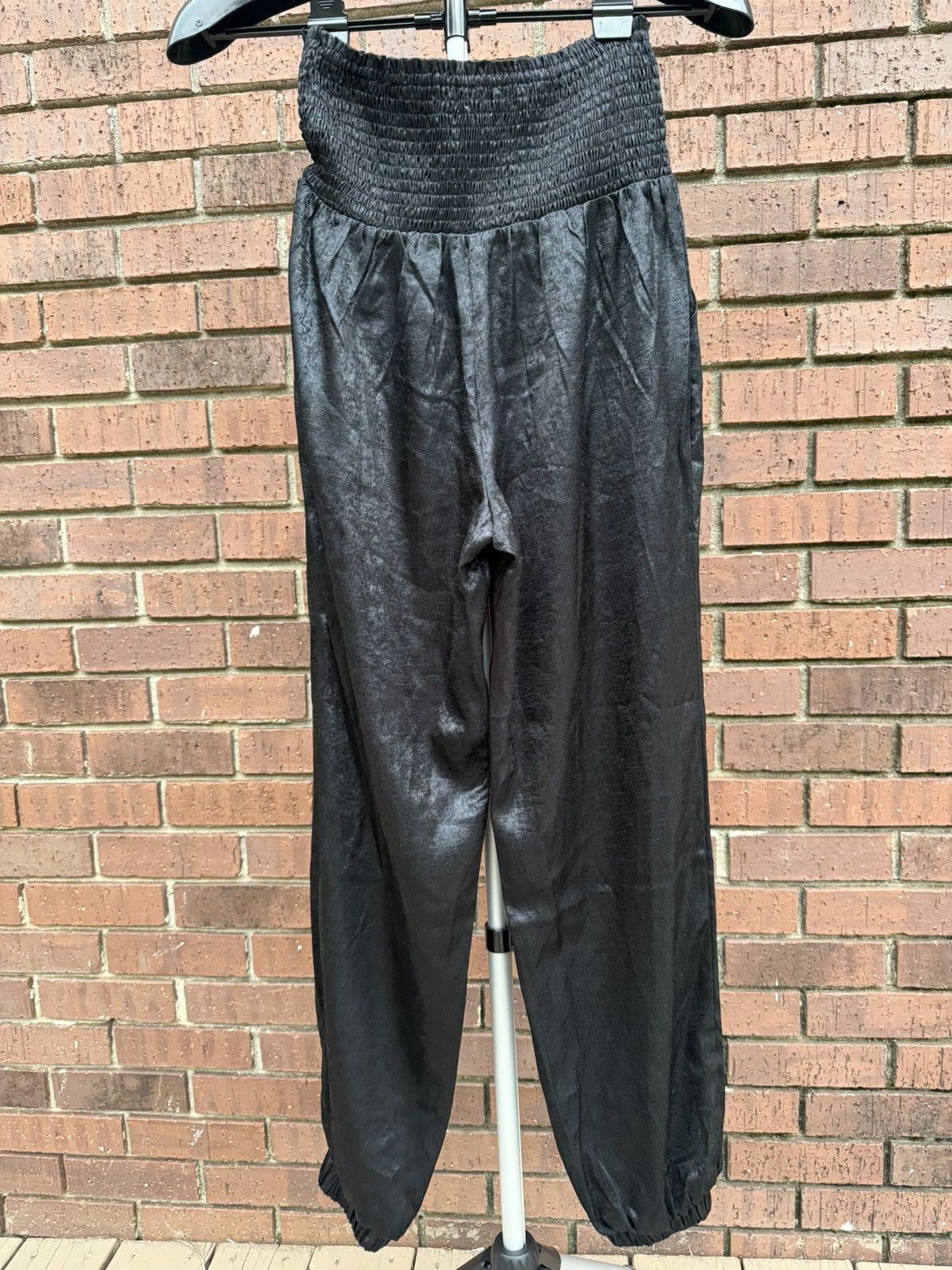 Other TCEC Black Smocked High Waist Joggers Pants Satin Size Small Size 24" / US 00 / IT 34 - 6 Thumbnail