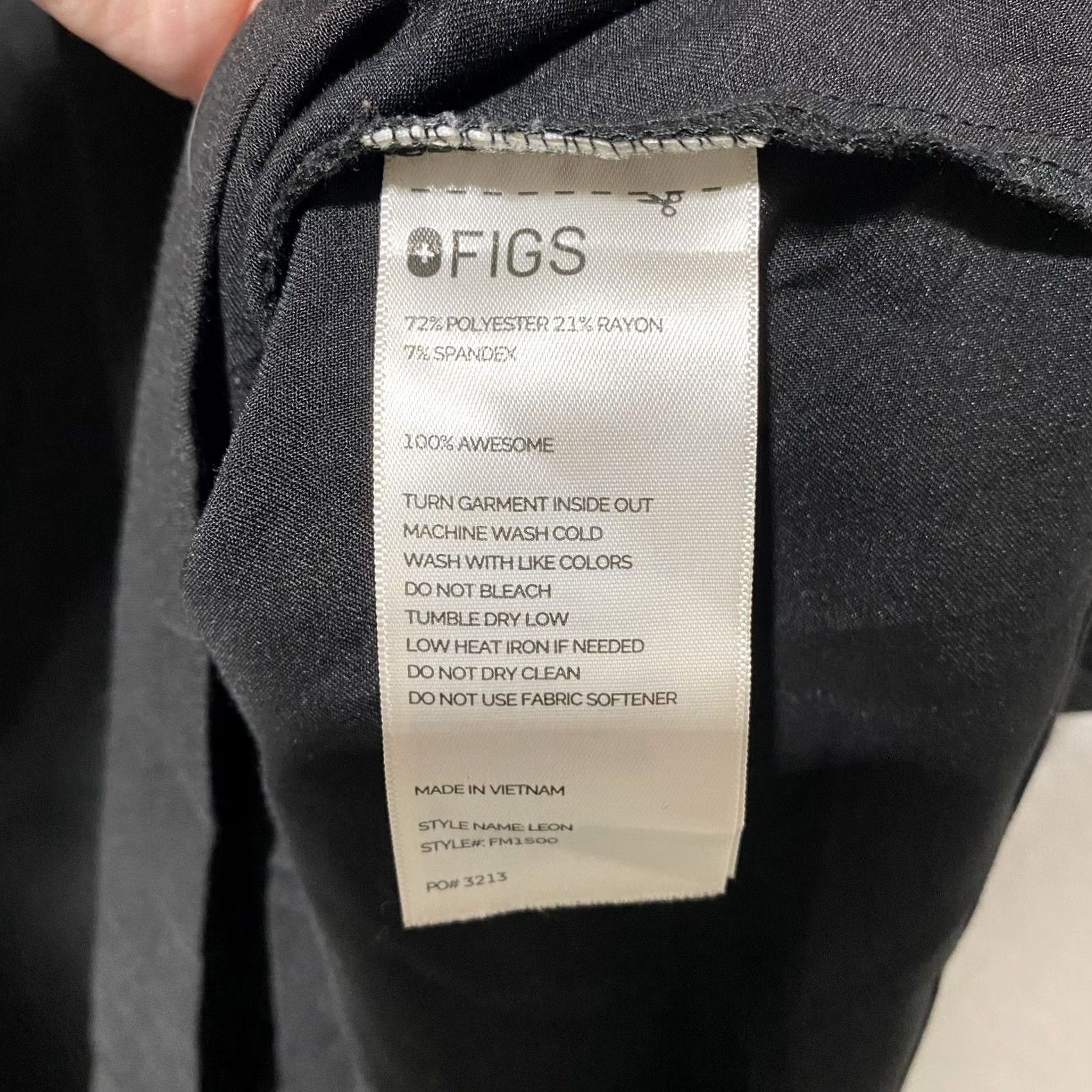 Vintage FIGS Scrub Top Womens 2XL Black Technical Collection Figs Catarina Medical Shirt Girls Womens Size XXL / US 16-18 / IT 52-54 - 5 Thumbnail