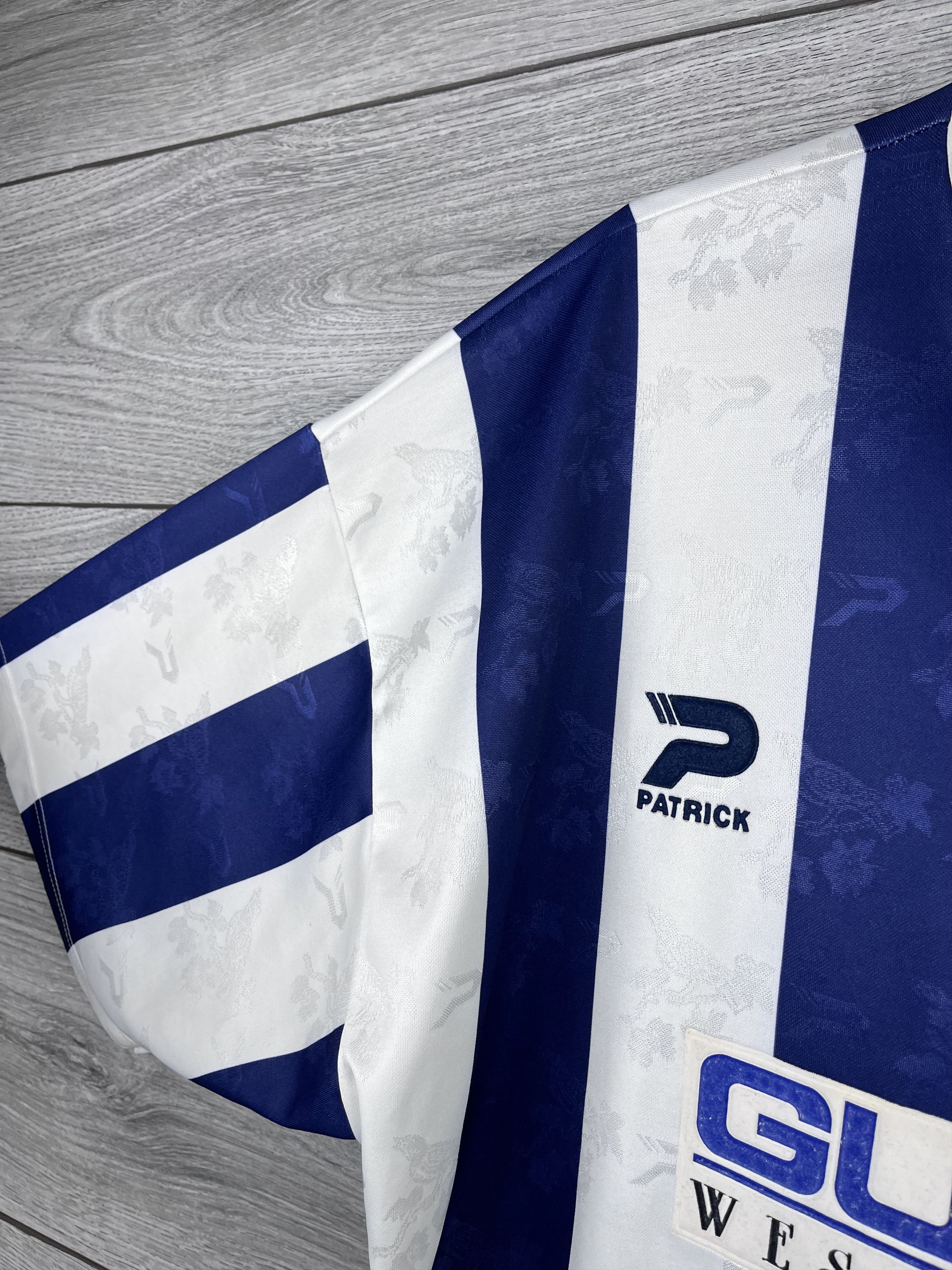 Vintage Vintage soccer jersey West Bromwich Albion size Xl Size US XL / EU 56 / 4 - 2 Thumbnail
