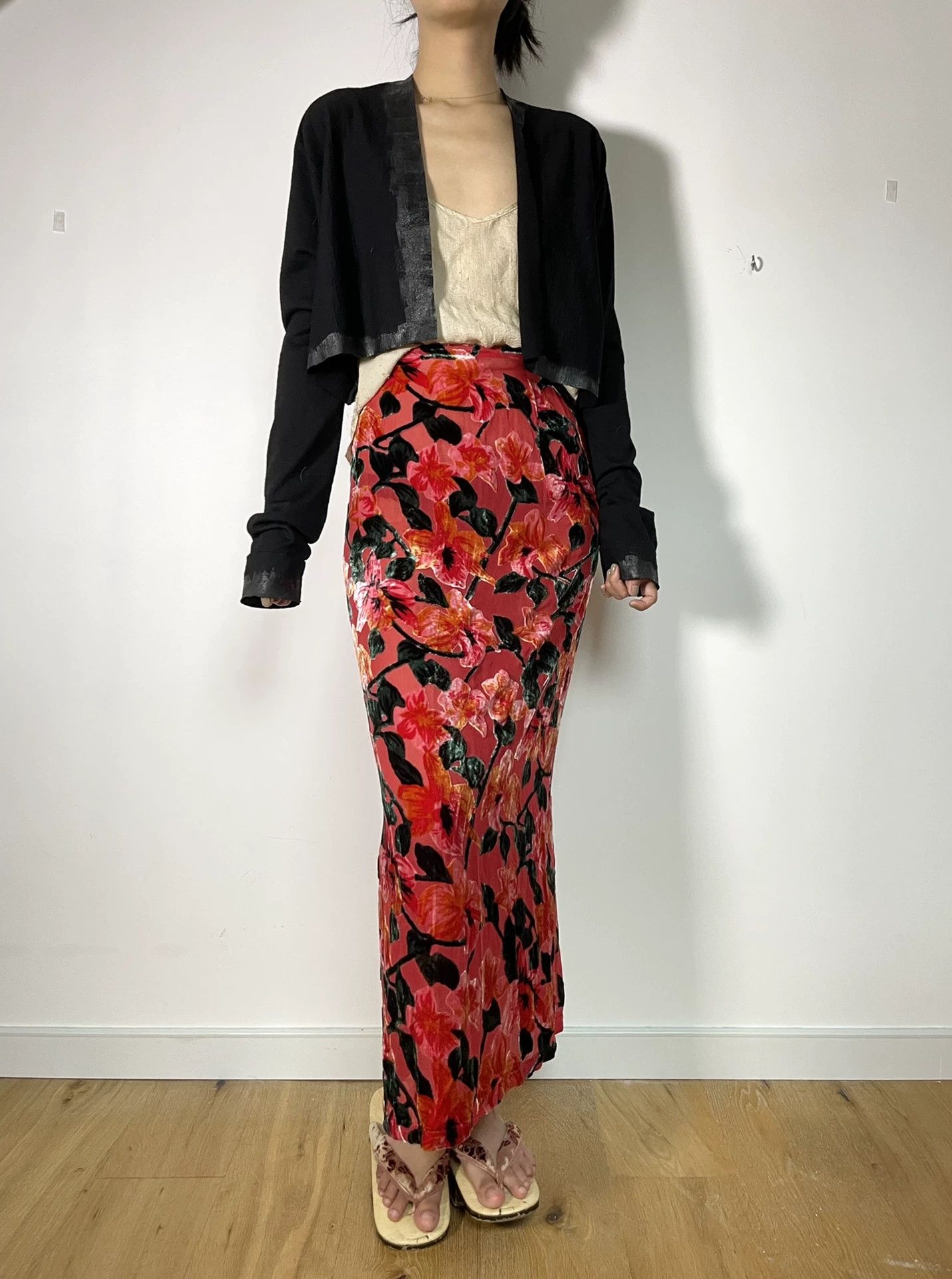 Yohji Yamamoto YOHJI YAMAMOTO 1997 Silk Burnout Velvet Skirt Size 25" / US 0 / IT 36 - 4 Thumbnail